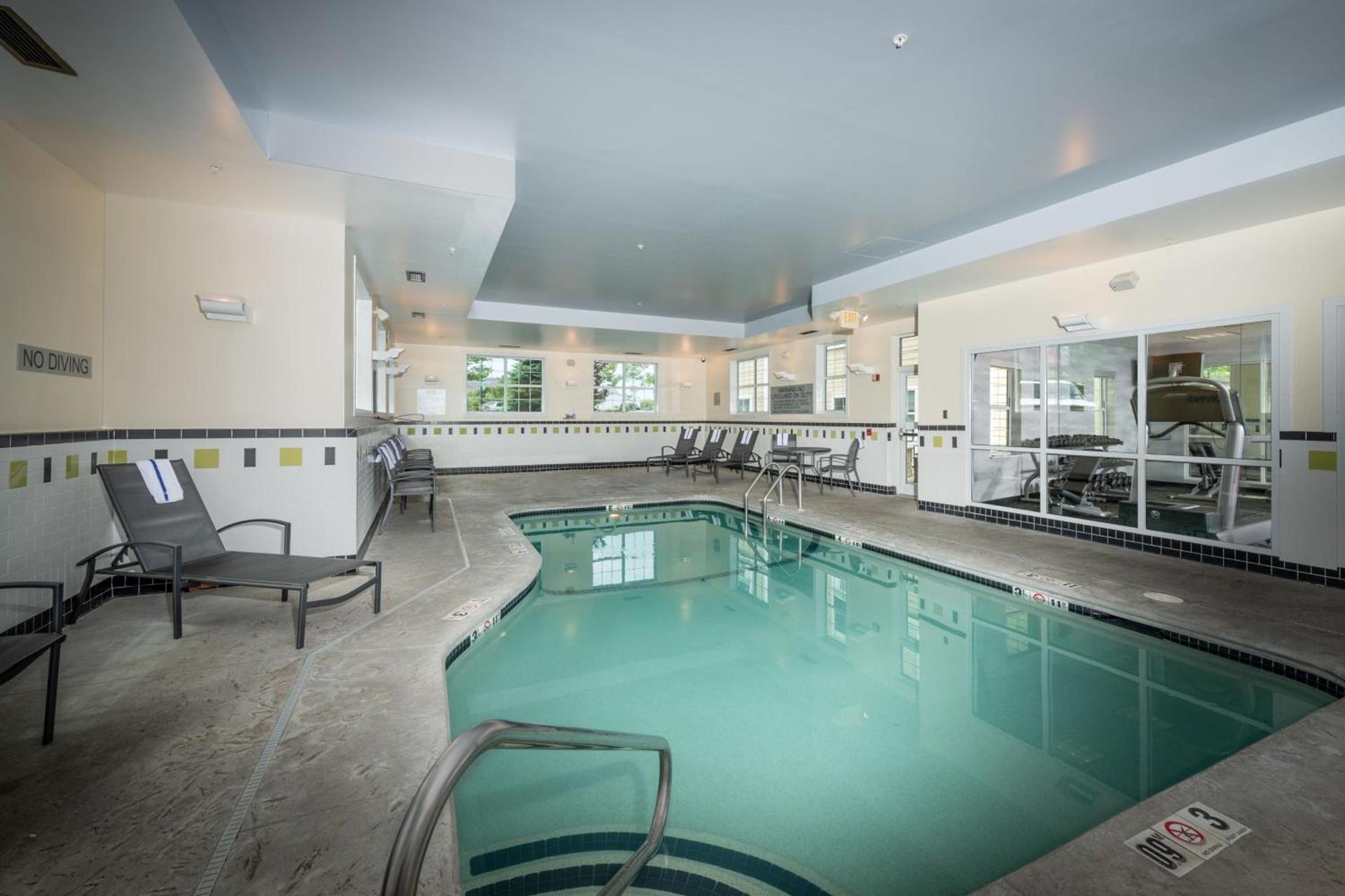 Fairfield Inn and Suites by Marriott New Bedford photo 9