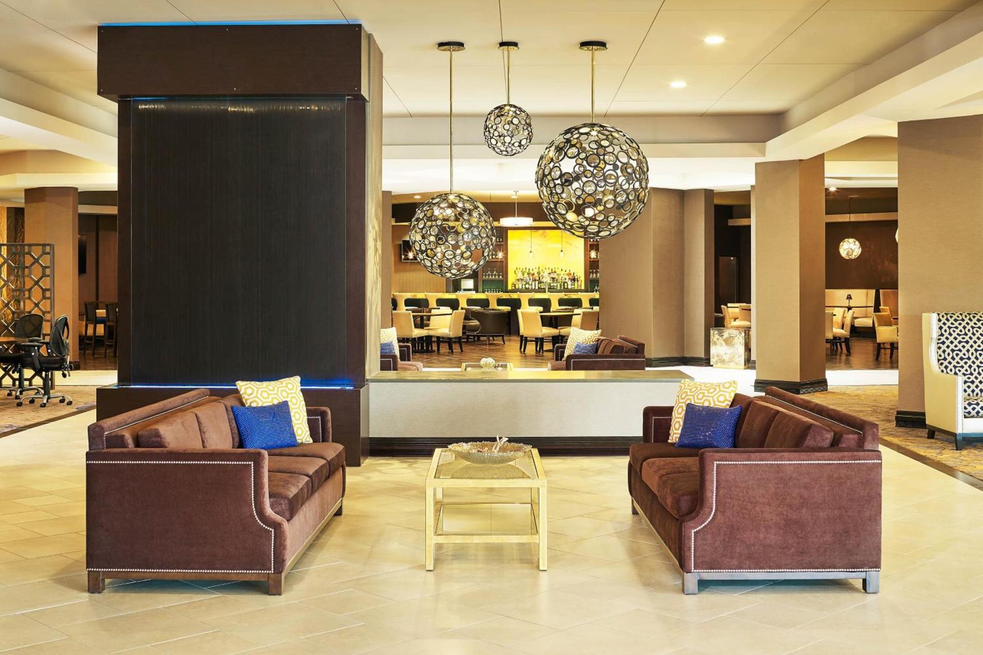 Sheraton Lisle Naperville Hotel photo 13