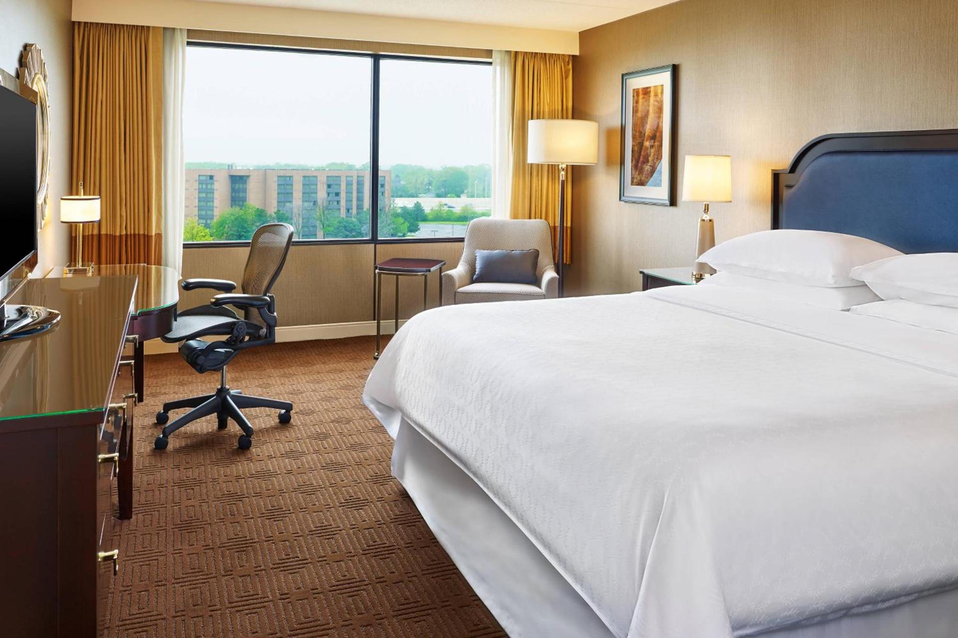 Sheraton Lisle Naperville Hotel photo 16
