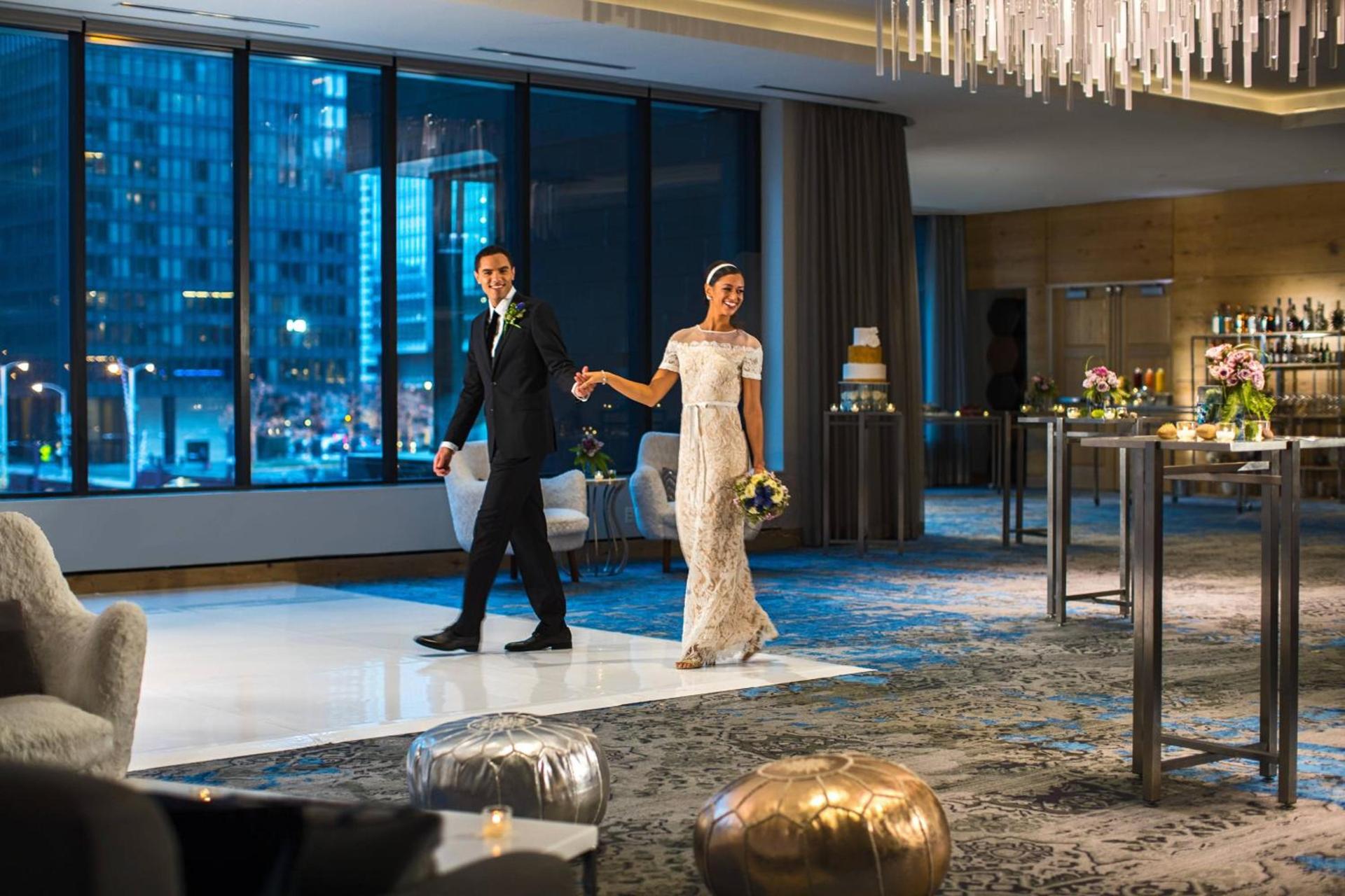 Renaissance Chicago Downtown Hotel photo 81