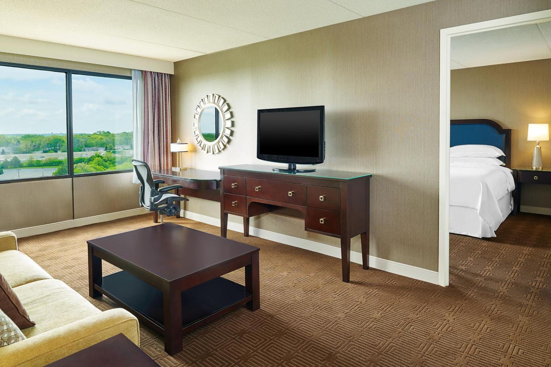 Sheraton Lisle Naperville Hotel photo 18