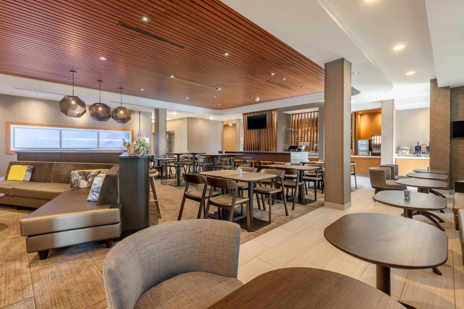 SpringHill Suites Charlotte Southwest photo 16