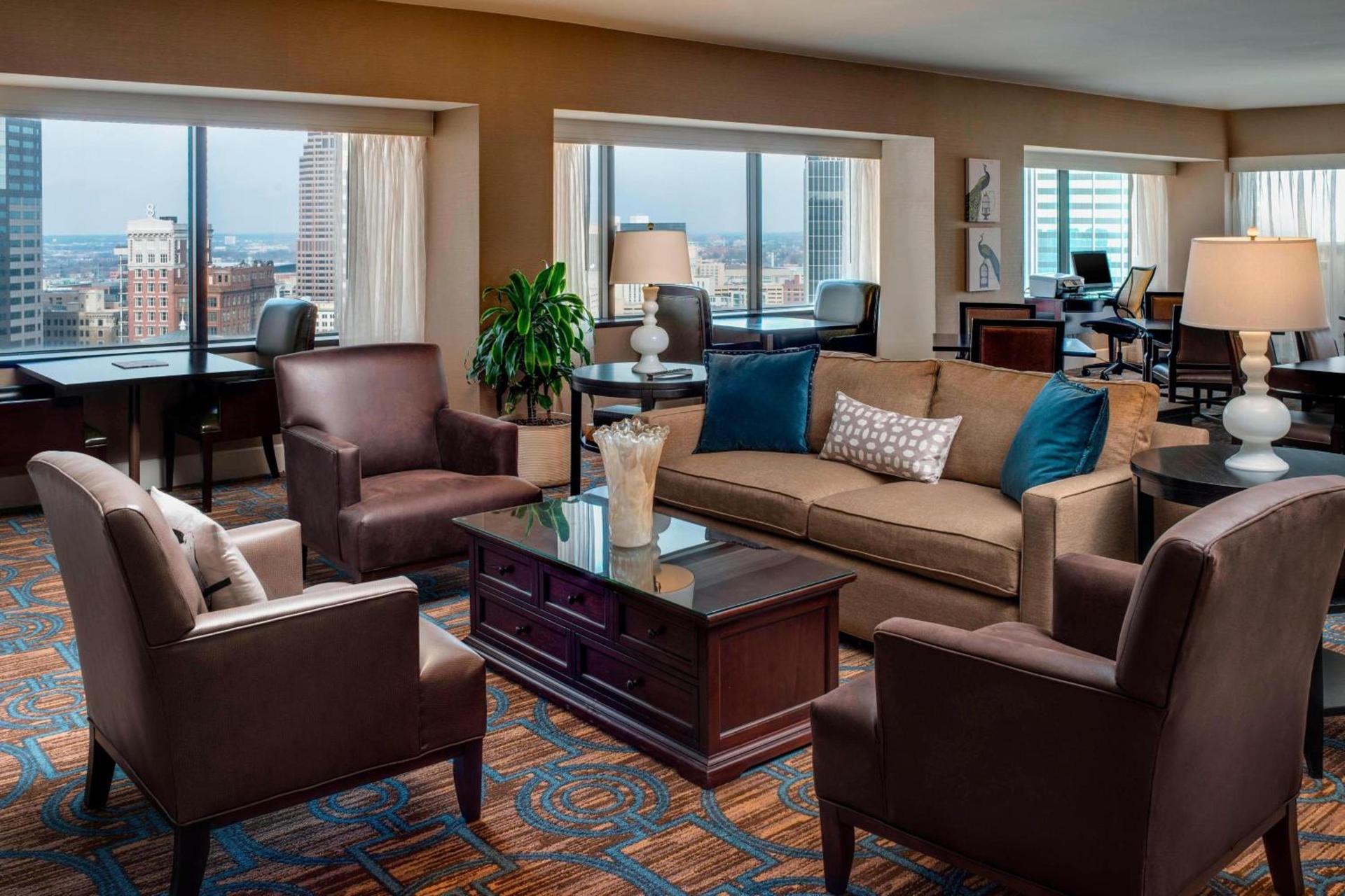 The Plaza Hotel Columbus at Capitol Square photo 23