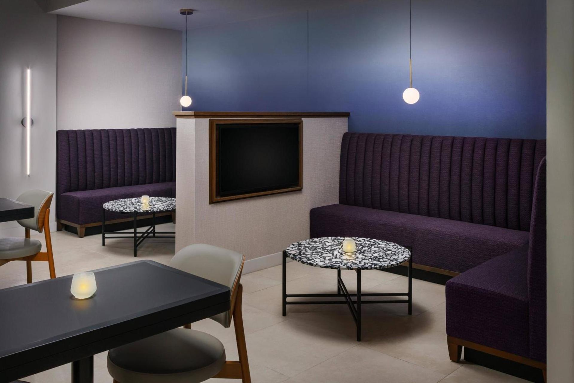 Courtyard by Marriott Orlando Lake Buena Vista at Vista Centre photo 31