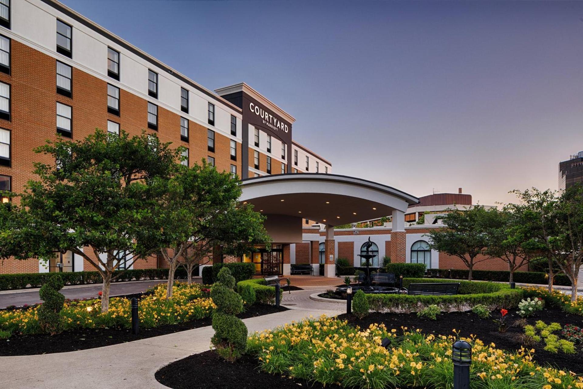 Courtyard by Marriott Springfield Downtown photo 3