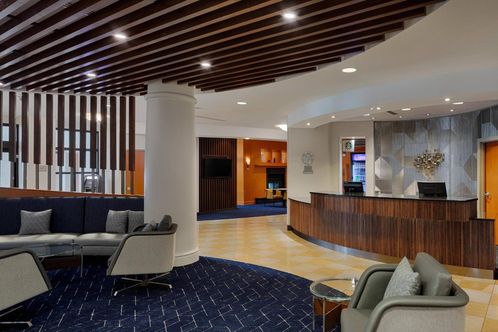 Courtyard by Marriott Springfield Downtown photo 7