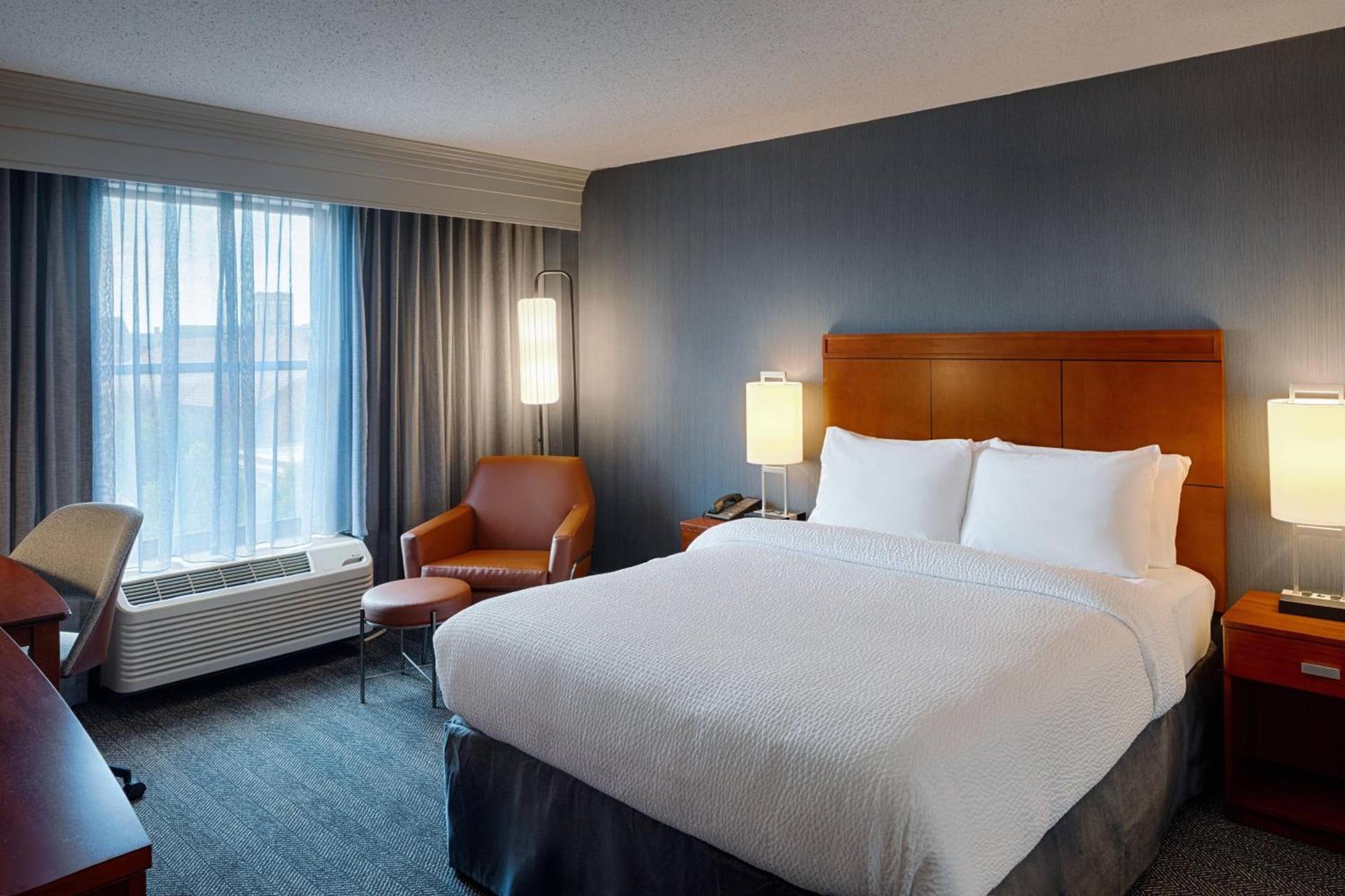 Courtyard by Marriott Springfield Downtown photo 17