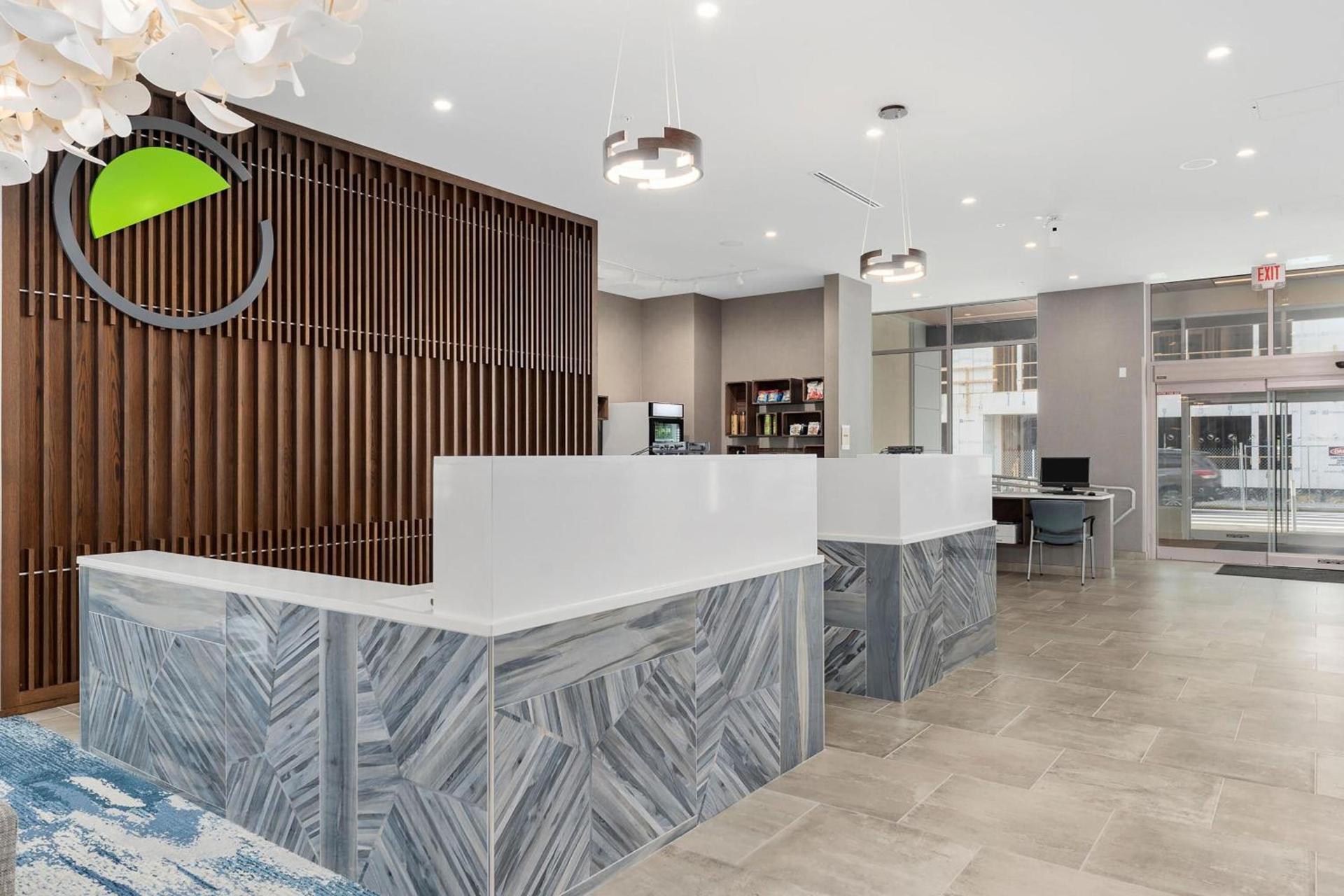 Element by Marriott Hampton Peninsula Town Center photo 2
