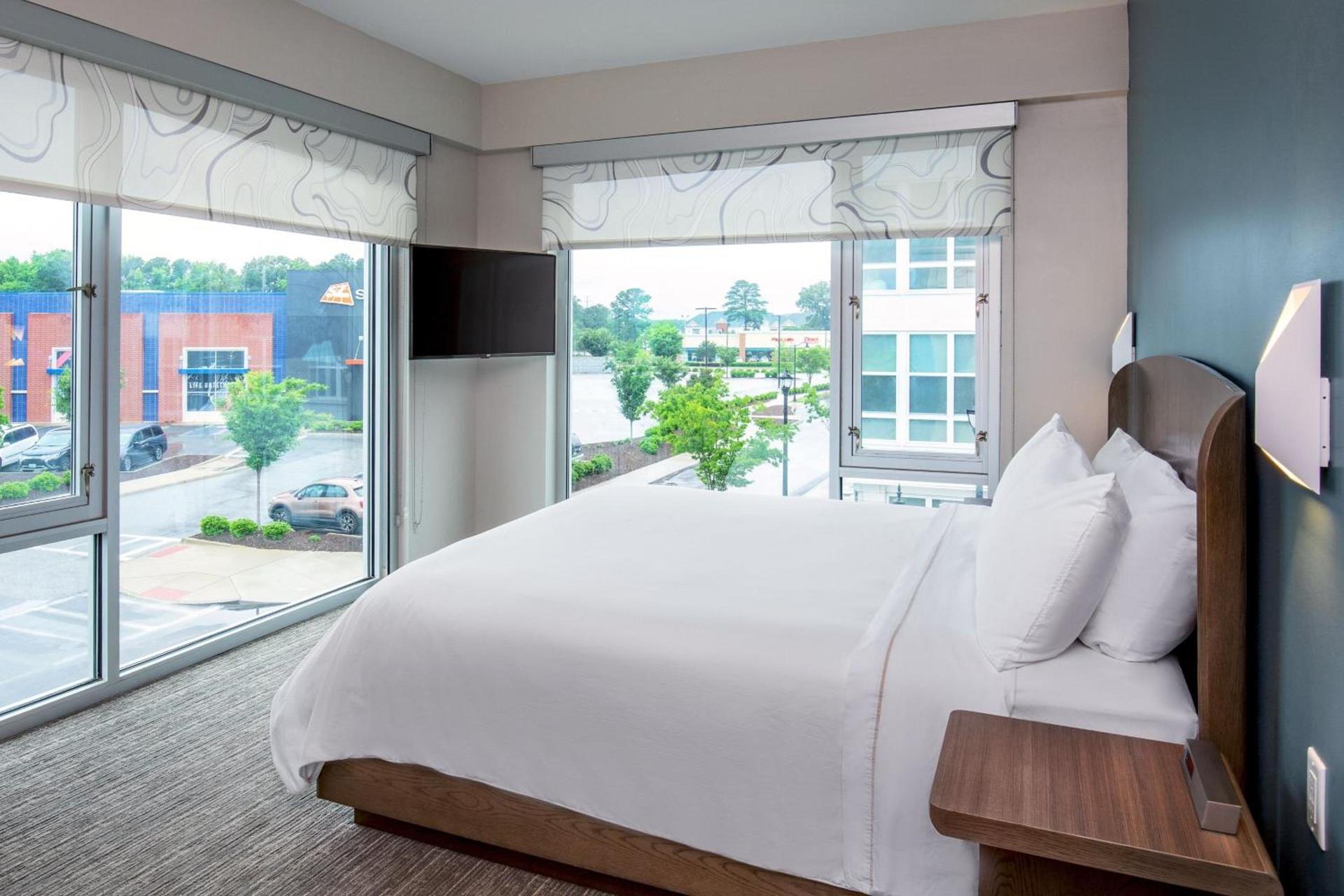 Element by Marriott Hampton Peninsula Town Center photo 31