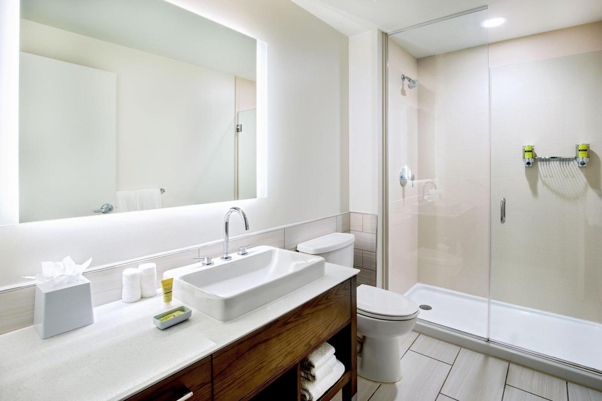 Element by Marriott Hampton Peninsula Town Center photo 13