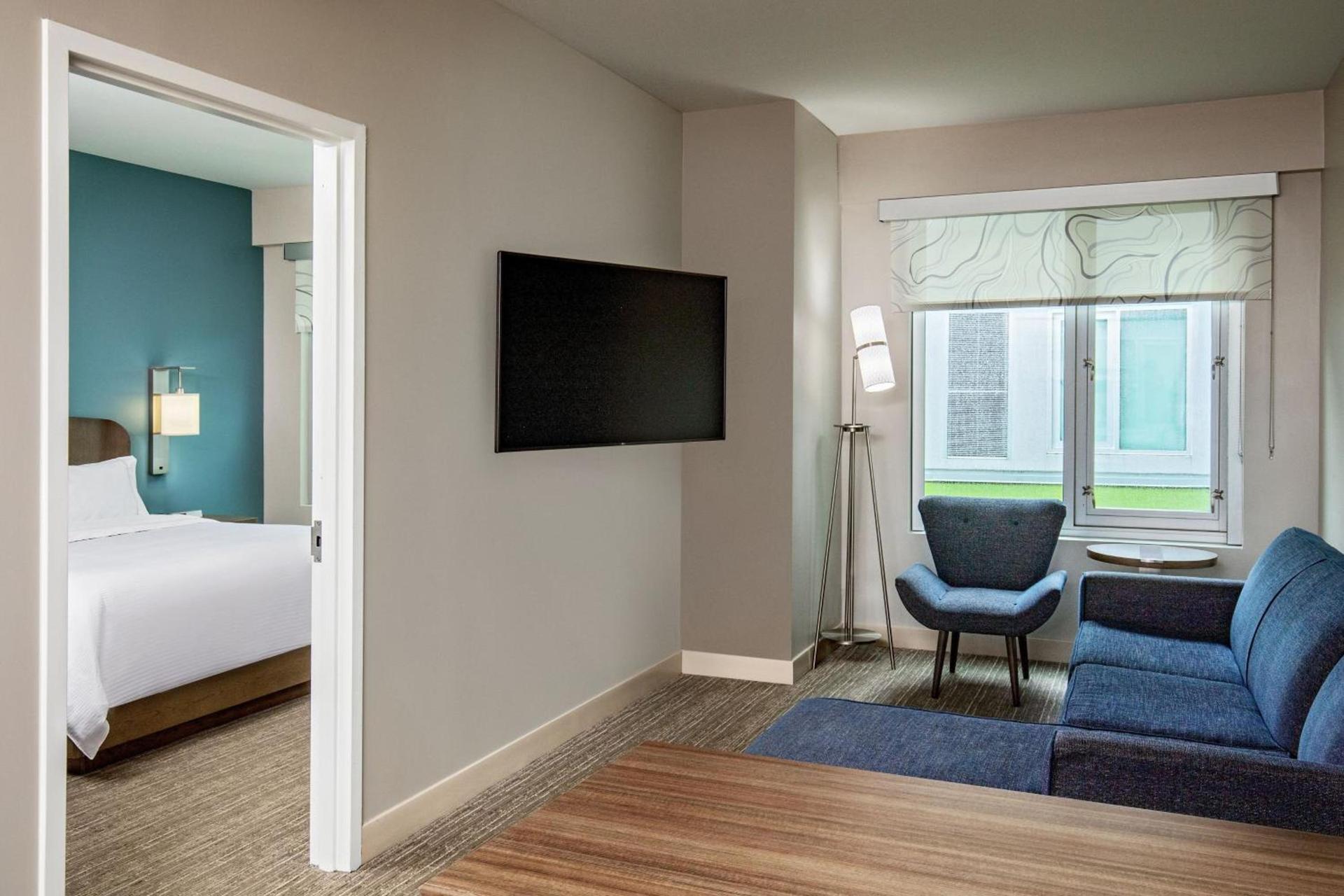 Element by Marriott Hampton Peninsula Town Center photo 42