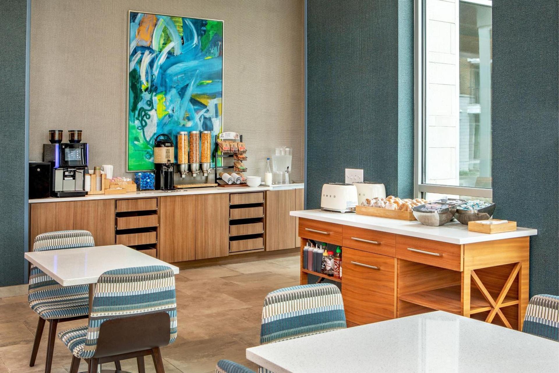 Element by Marriott Hampton Peninsula Town Center photo 32