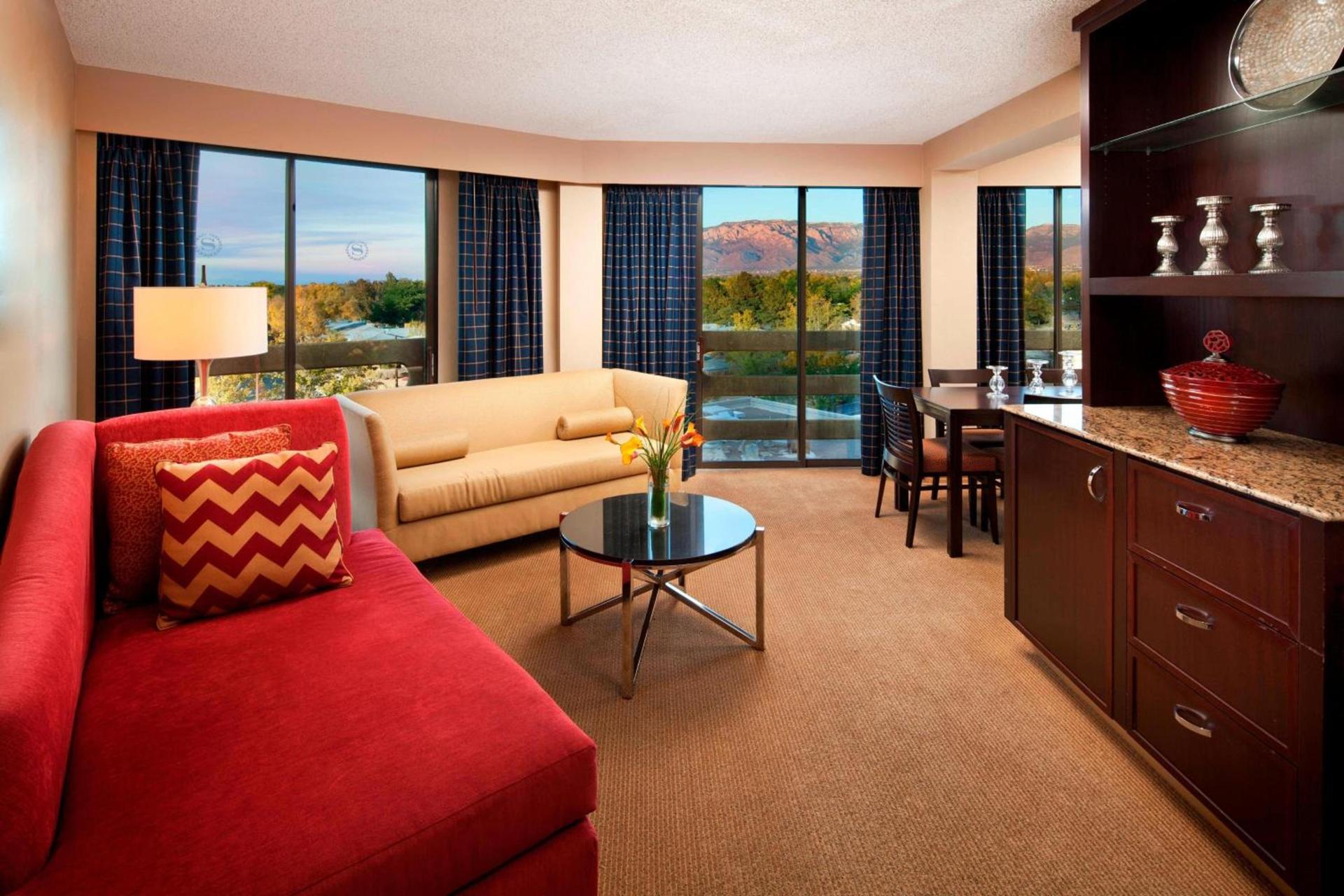 Sheraton Albuquerque Uptown by Marriott photo 7