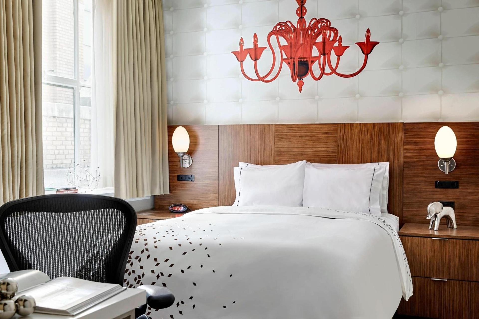 Renaissance New Orleans Pere Marquette French Quarter Area Hotel photo 11