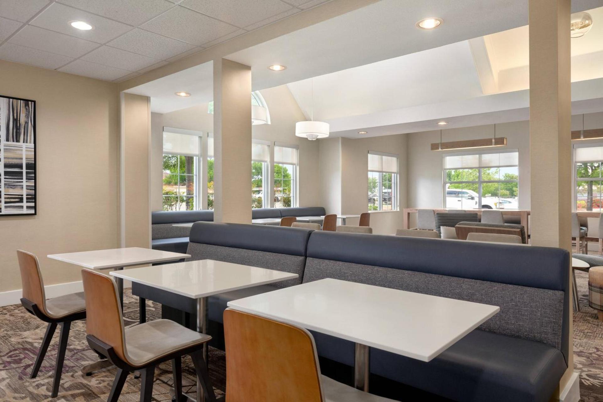 Residence Inn By Marriott Vacaville photo 13