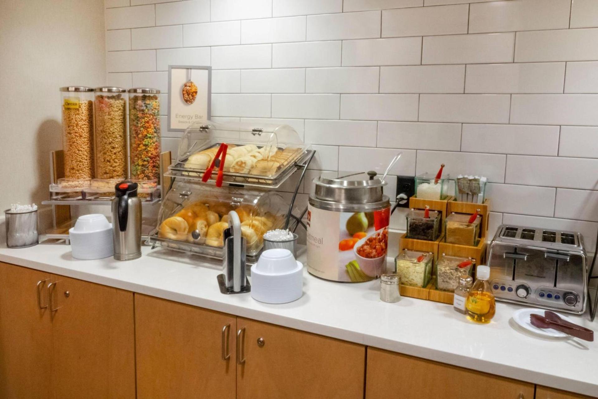 Fairfield Inn by Marriott Hazleton photo 18