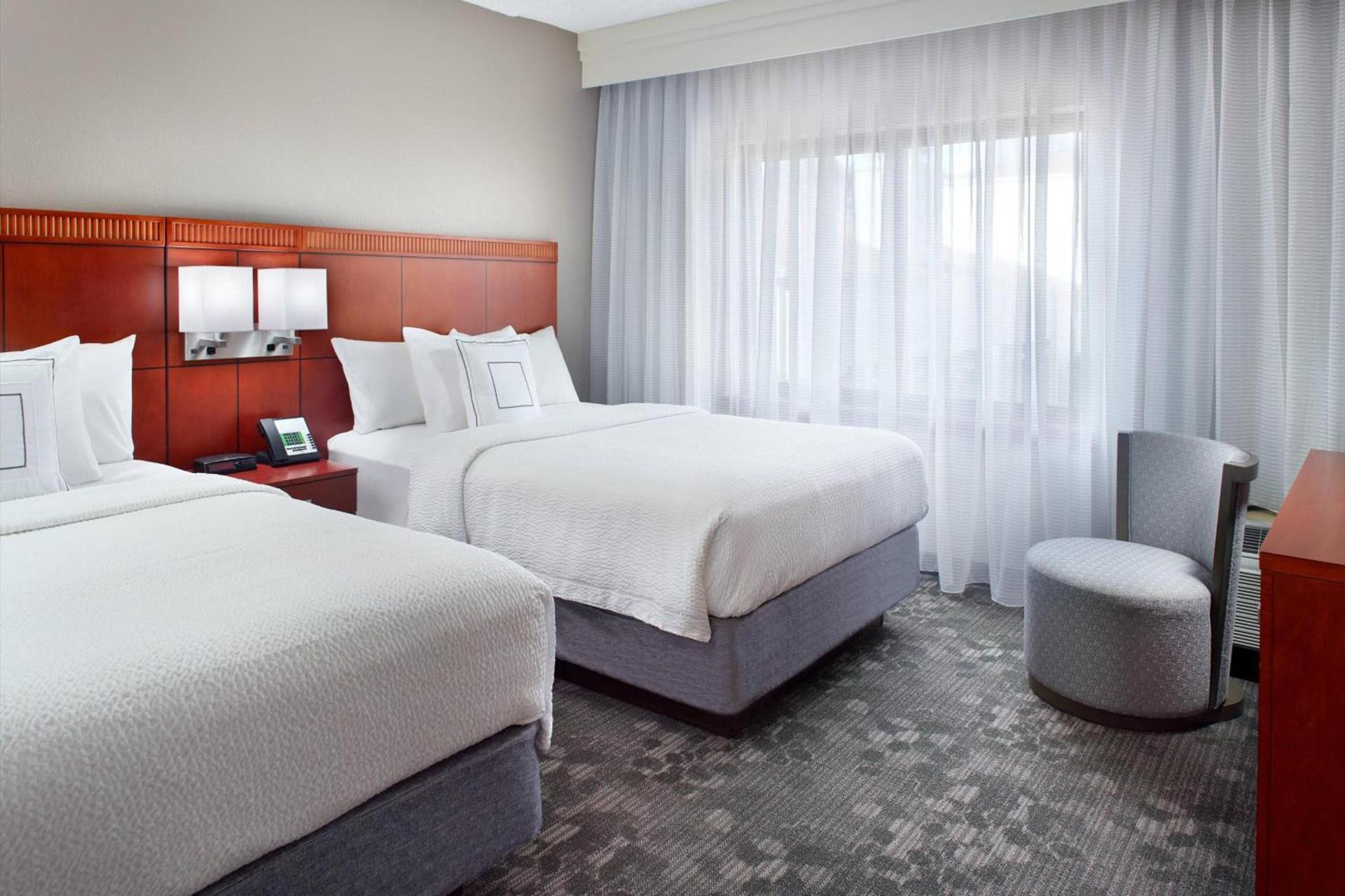 Courtyard by Marriott Greensboro photo 14