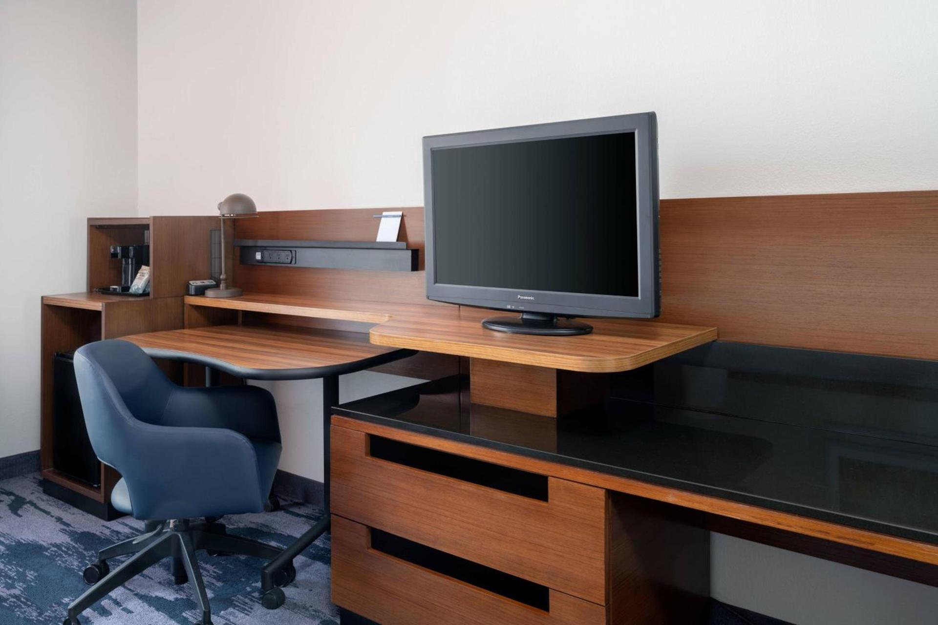 Fairfield Inn and Suites Austin South photo 12