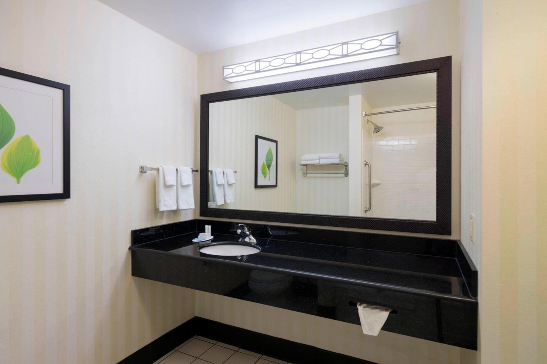 Fairfield Inn & Suites Huntingdon Raystown Lake photo 17