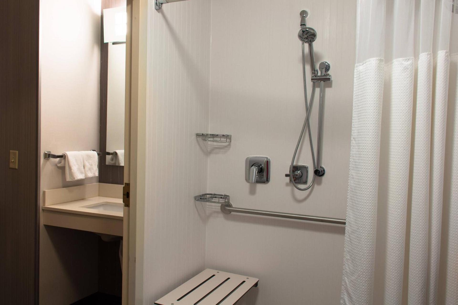Courtyard by Marriott Colorado Springs South photo 18