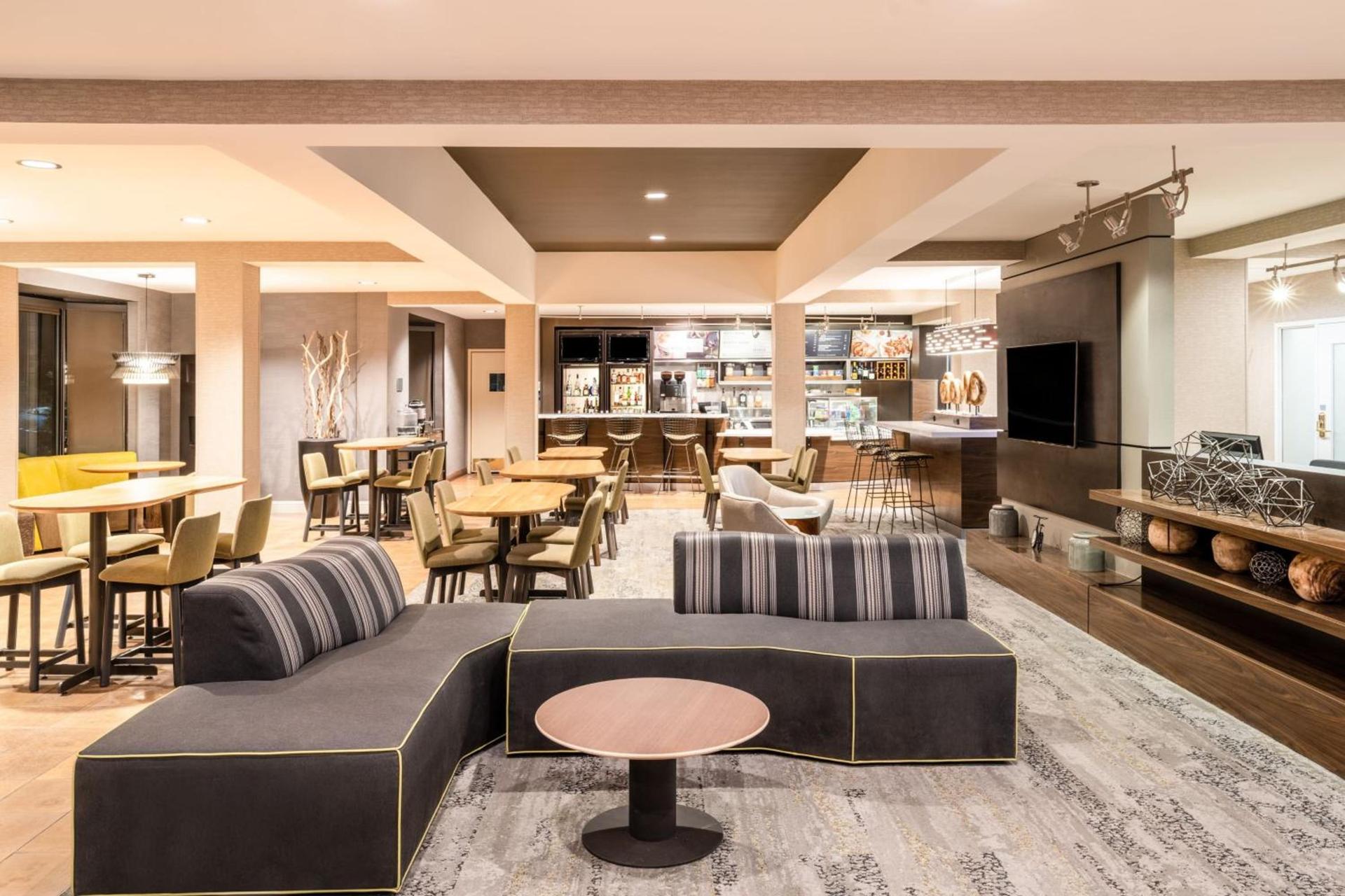Courtyard by Marriott Colorado Springs South photo 40