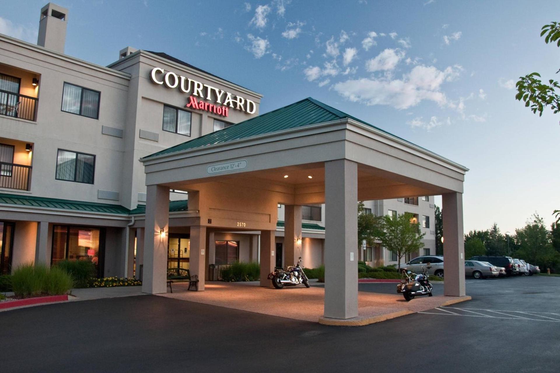 Courtyard by Marriott Colorado Springs South photo 3
