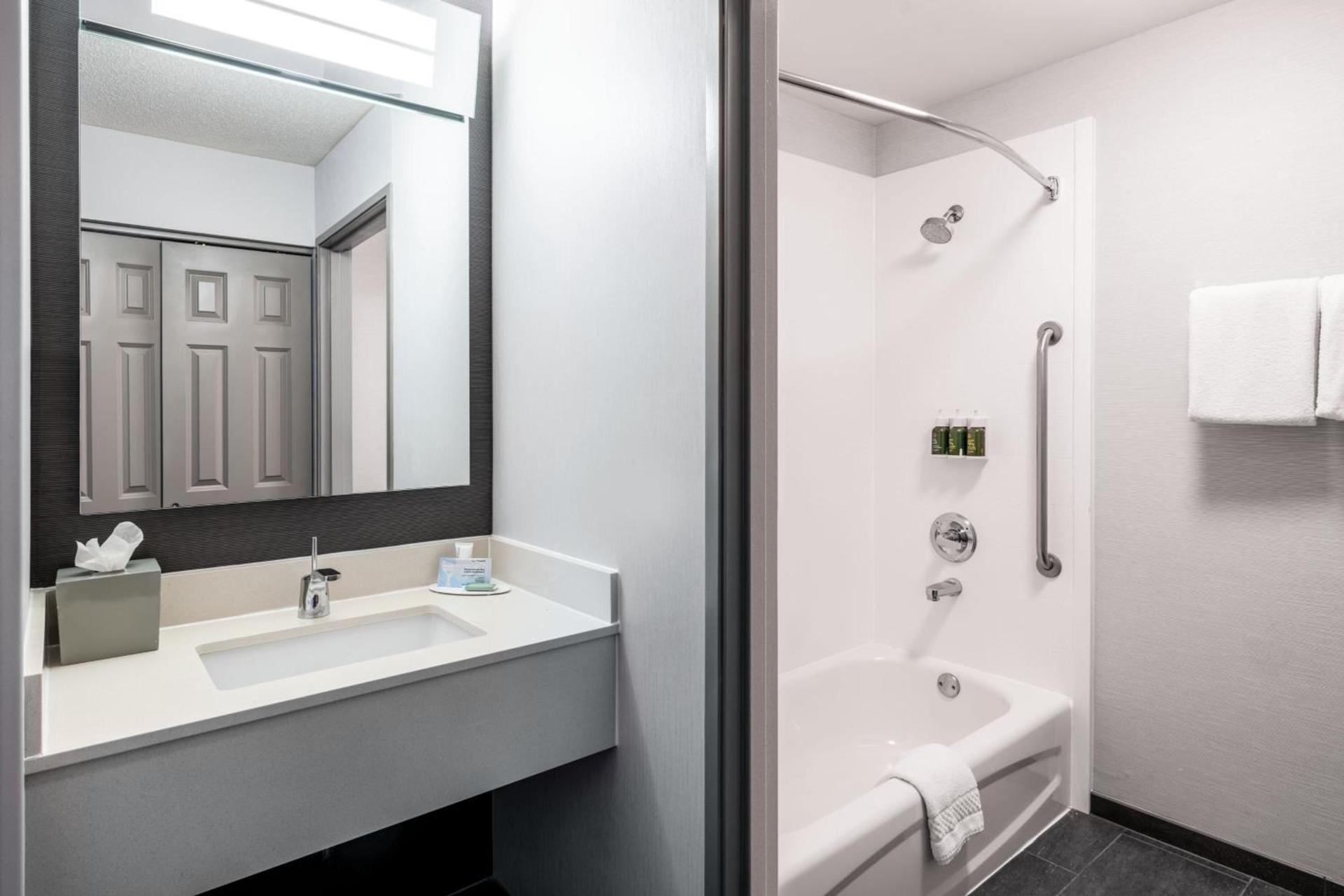 Courtyard by Marriott Colorado Springs South photo 19
