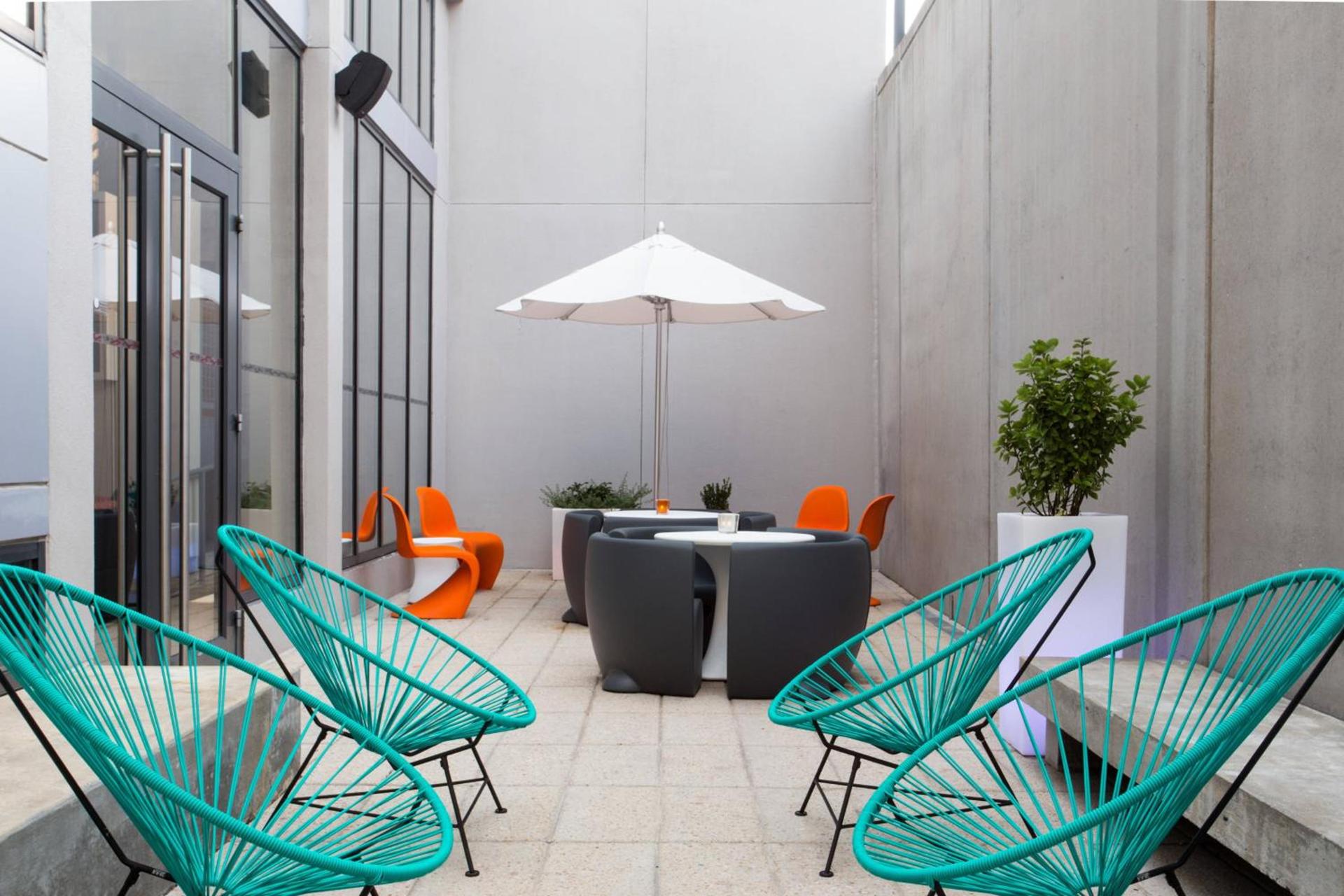 Aloft by Marriott Birmingham Soho Square photo 14
