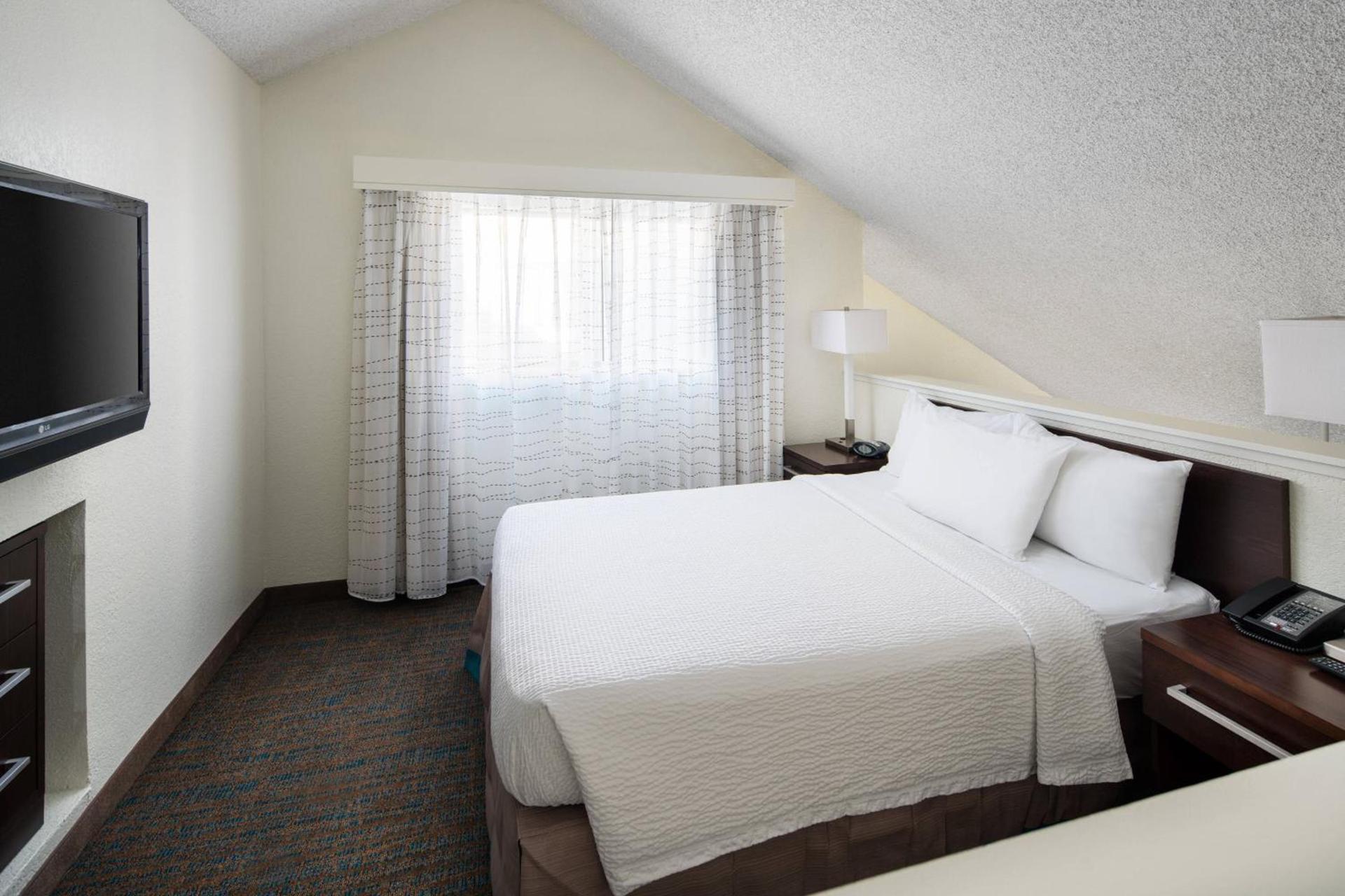 Residence Inn by Marriott Long Beach photo 7
