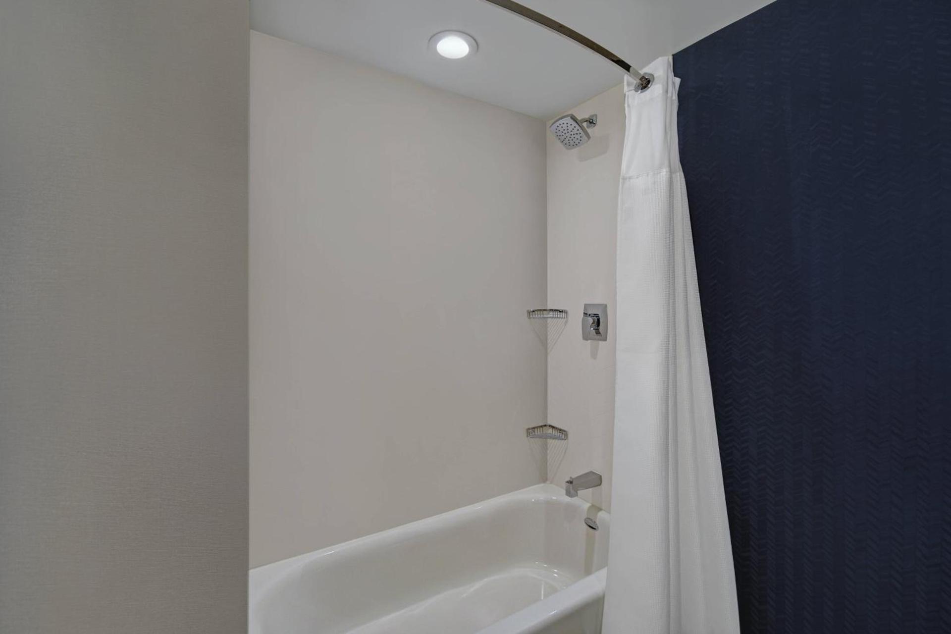 Fairfield by Marriott Inn & Suites Mansfield photo 14