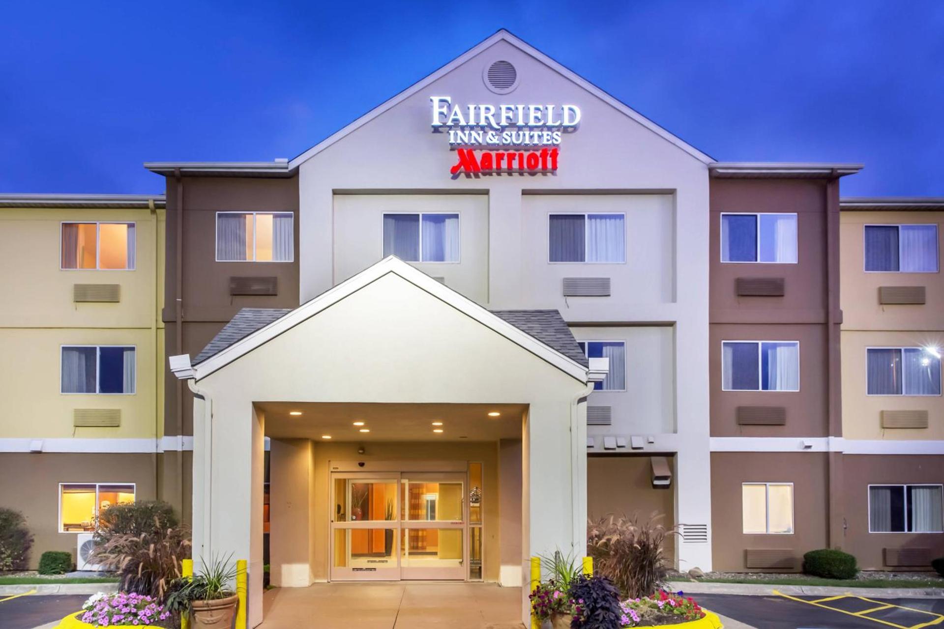 Fairfield Inn & Suites Canton photo 2