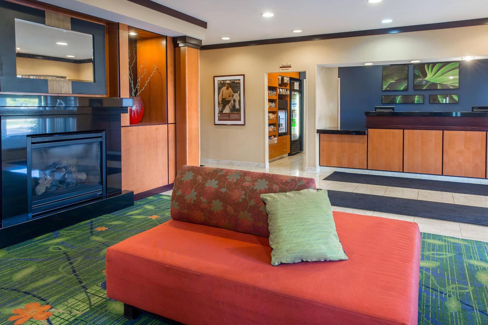 Fairfield Inn & Suites Canton photo 4