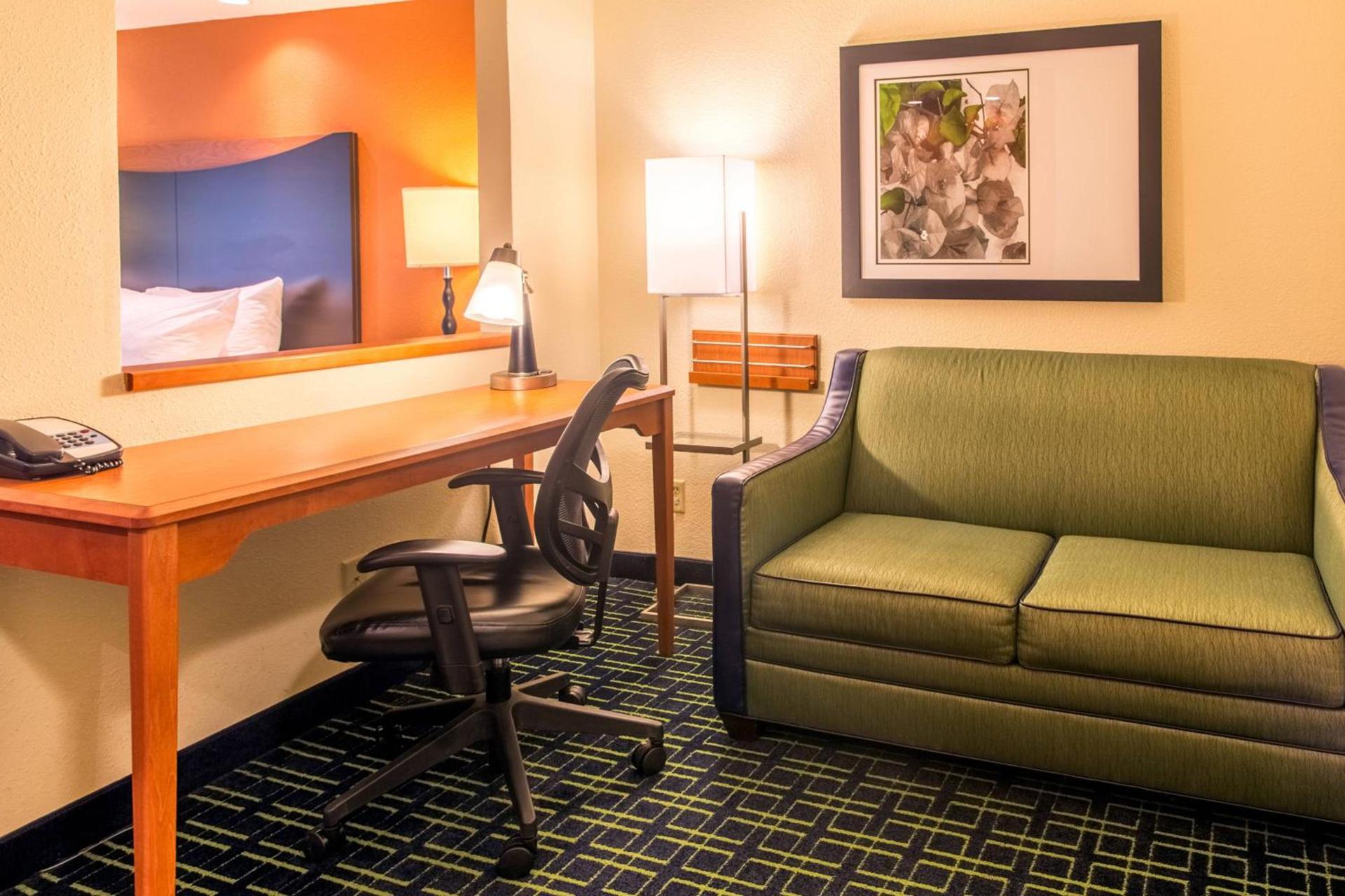 Fairfield Inn & Suites Canton photo 13