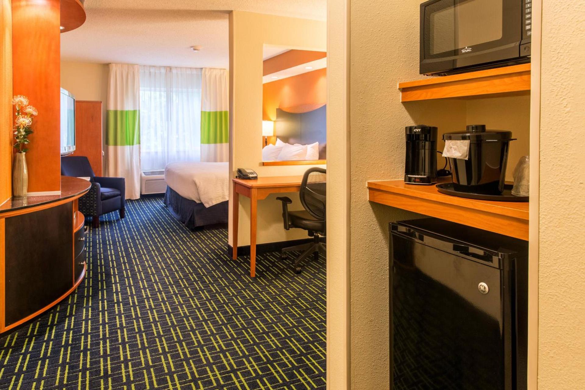 Fairfield Inn & Suites Canton photo 14