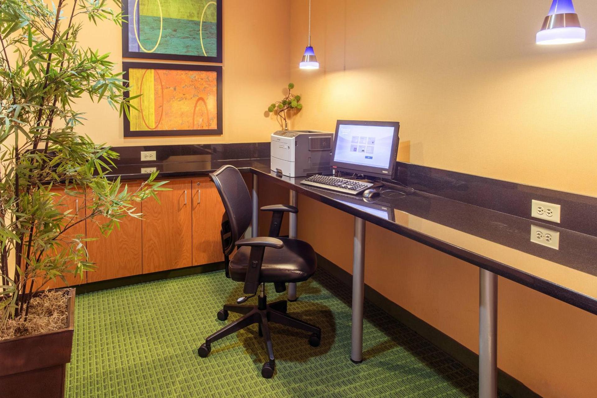 Fairfield Inn & Suites Canton photo 16