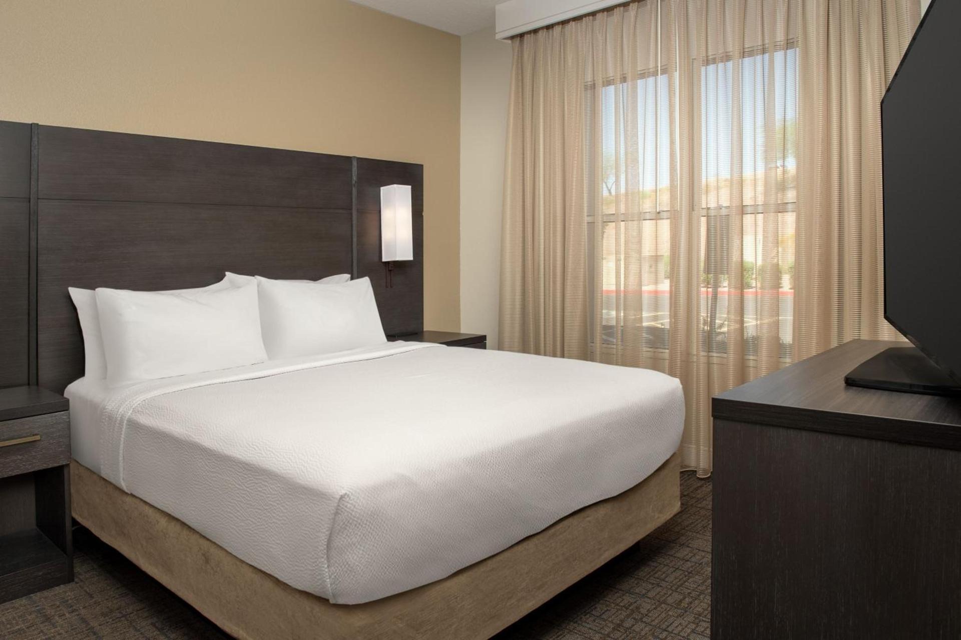 Residence Inn by Marriott Phoenix Airport photo 17