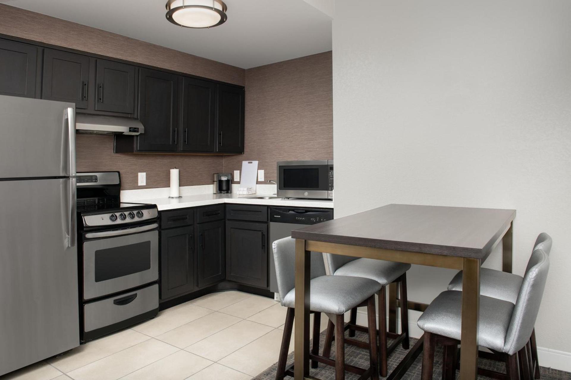 Residence Inn by Marriott Phoenix Airport photo 23
