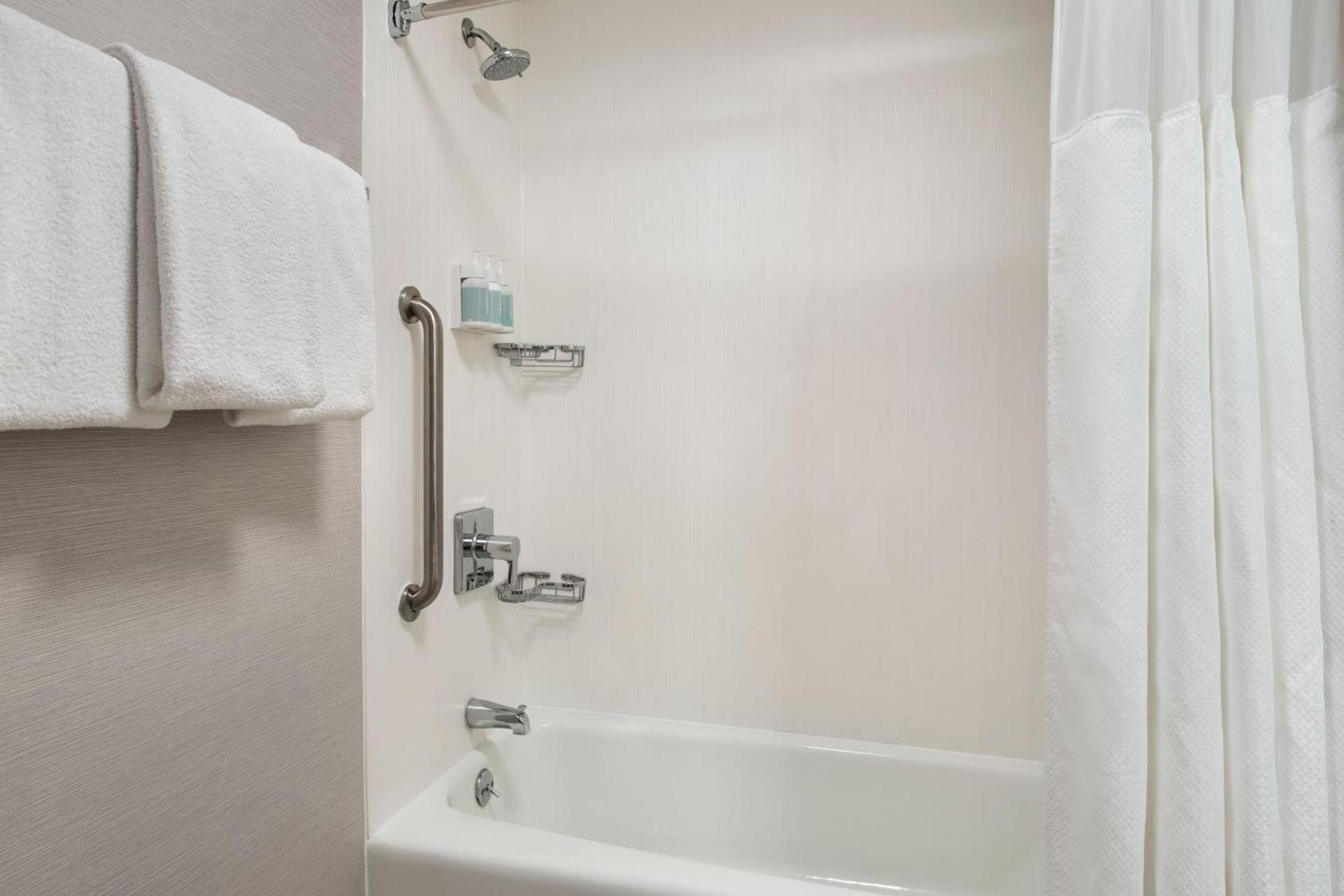 Courtyard by Marriott Rye photo 16