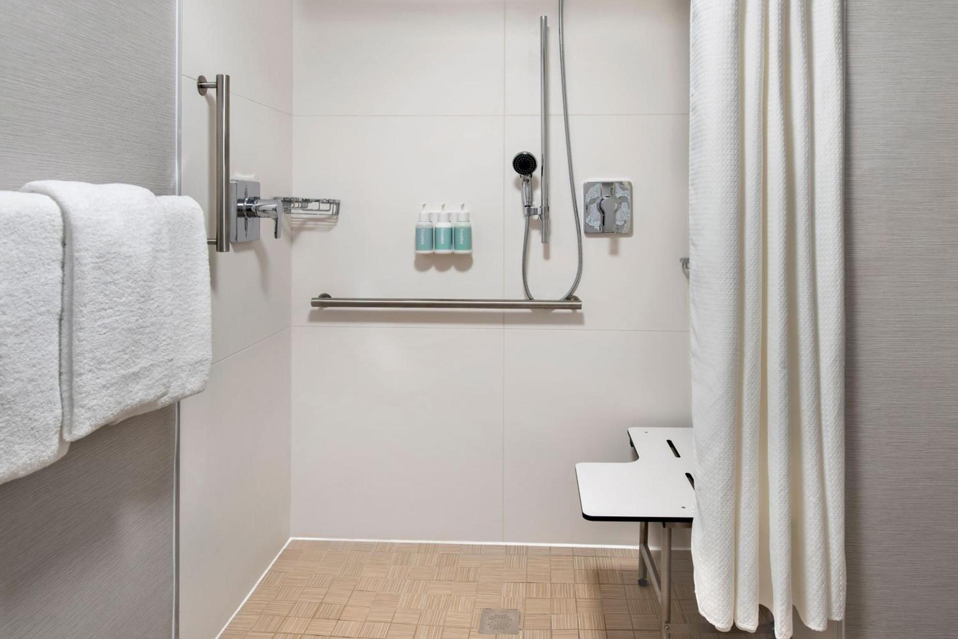 Courtyard by Marriott Rye photo 18