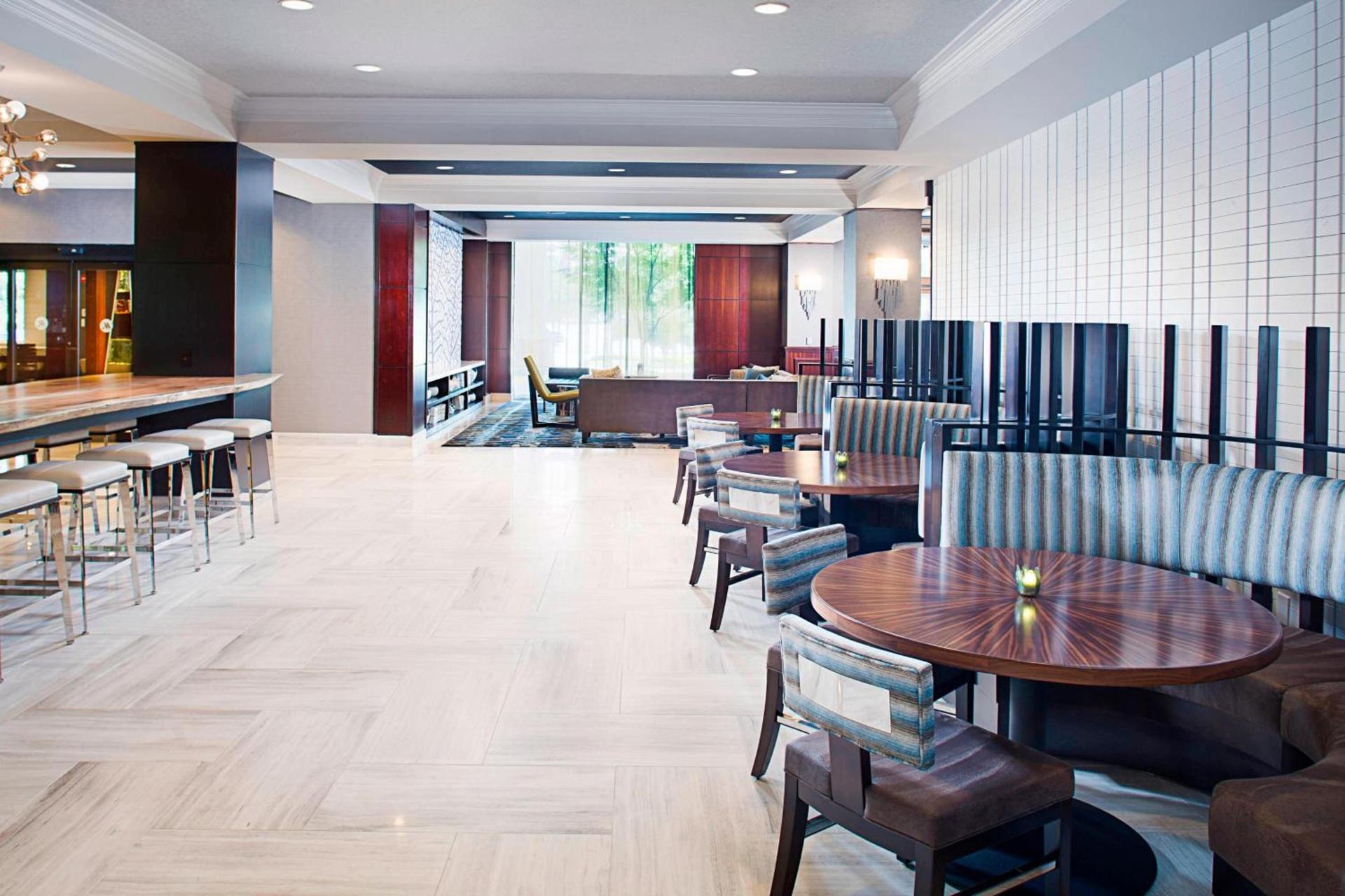 Dallas Marriott Suites Medical/Market Center photo 7