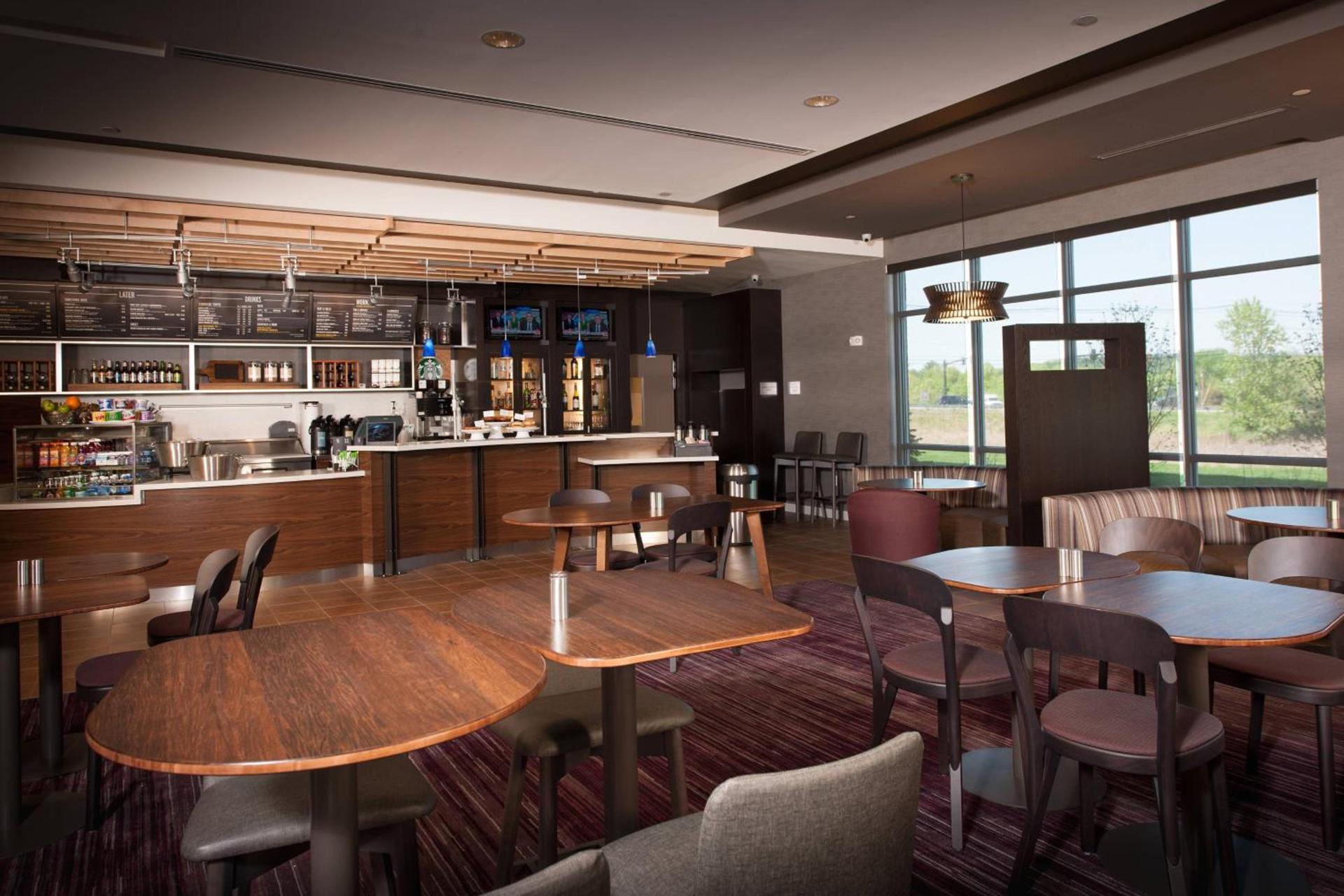 Courtyard by Marriott Boston Littleton photo 22