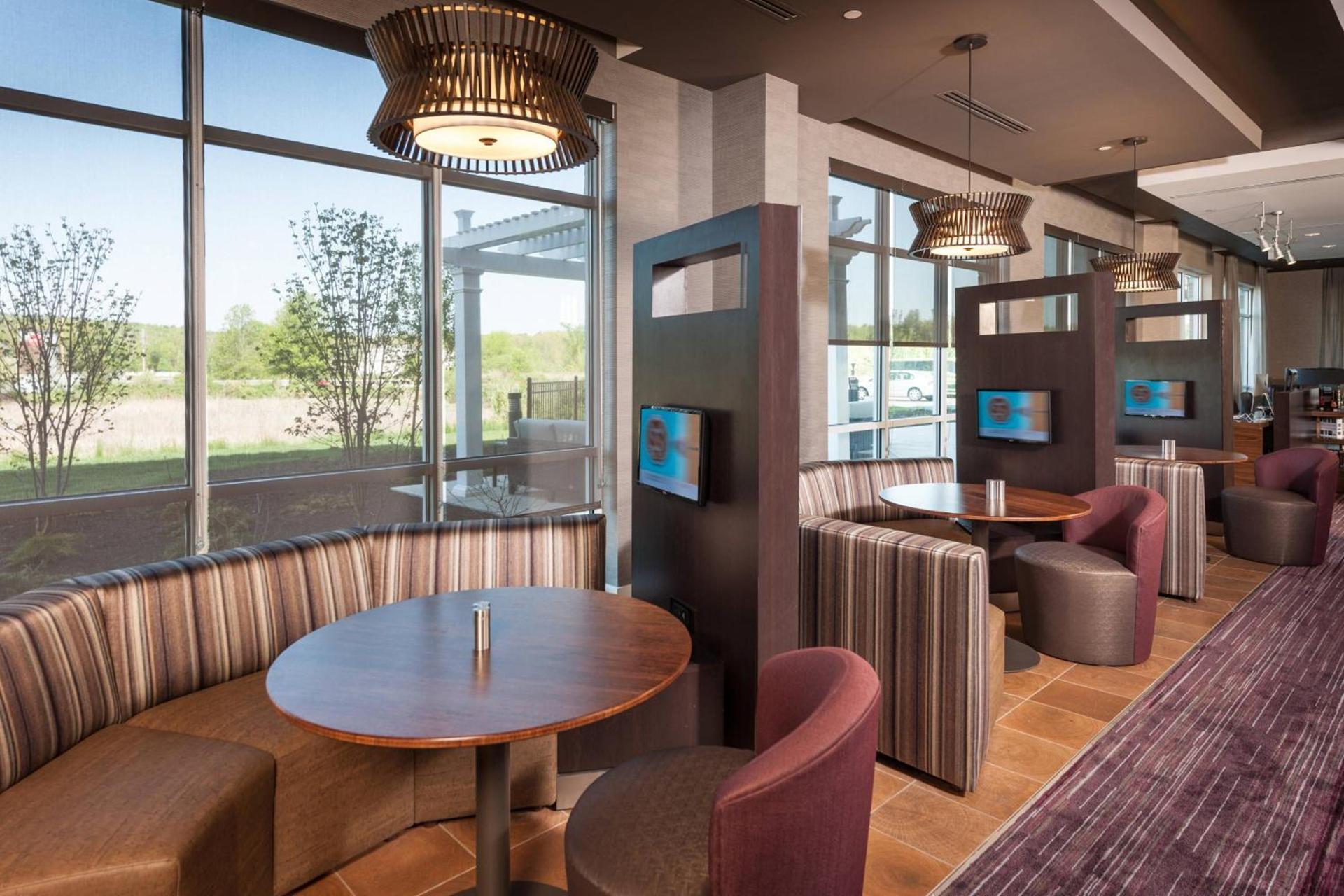 Courtyard by Marriott Boston Littleton photo 24
