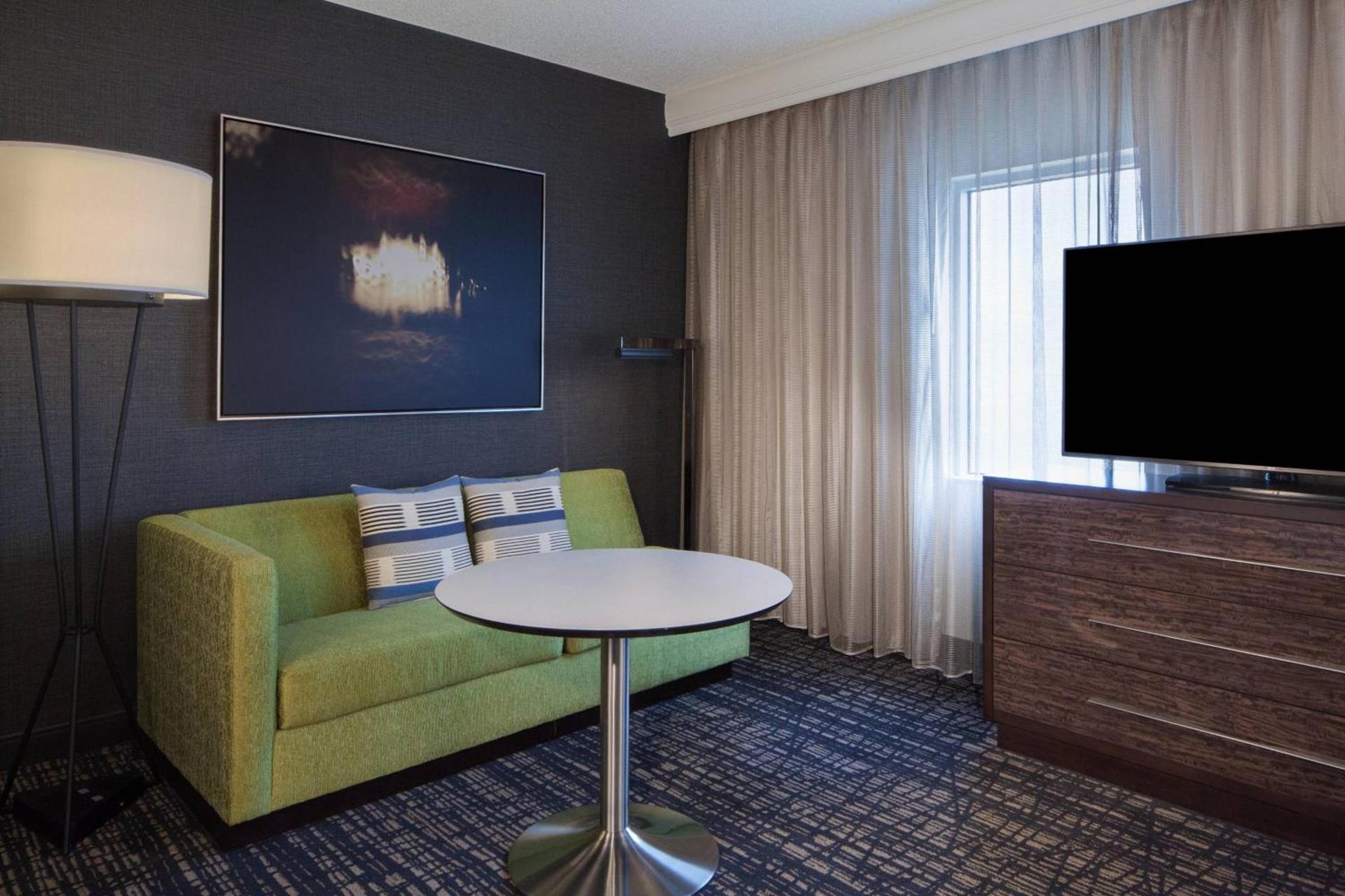 Dallas Marriott Suites Medical/Market Center photo 22