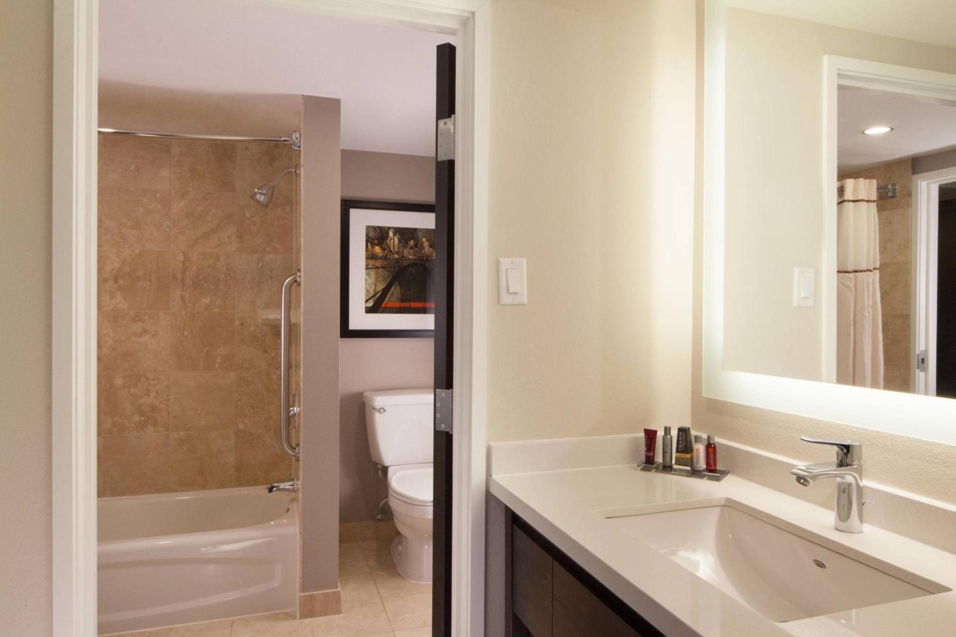 Dallas Marriott Suites Medical/Market Center photo 31