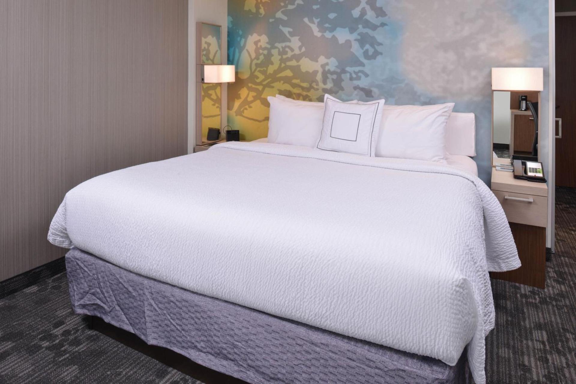 Courtyard by Marriott Boston Littleton photo 8