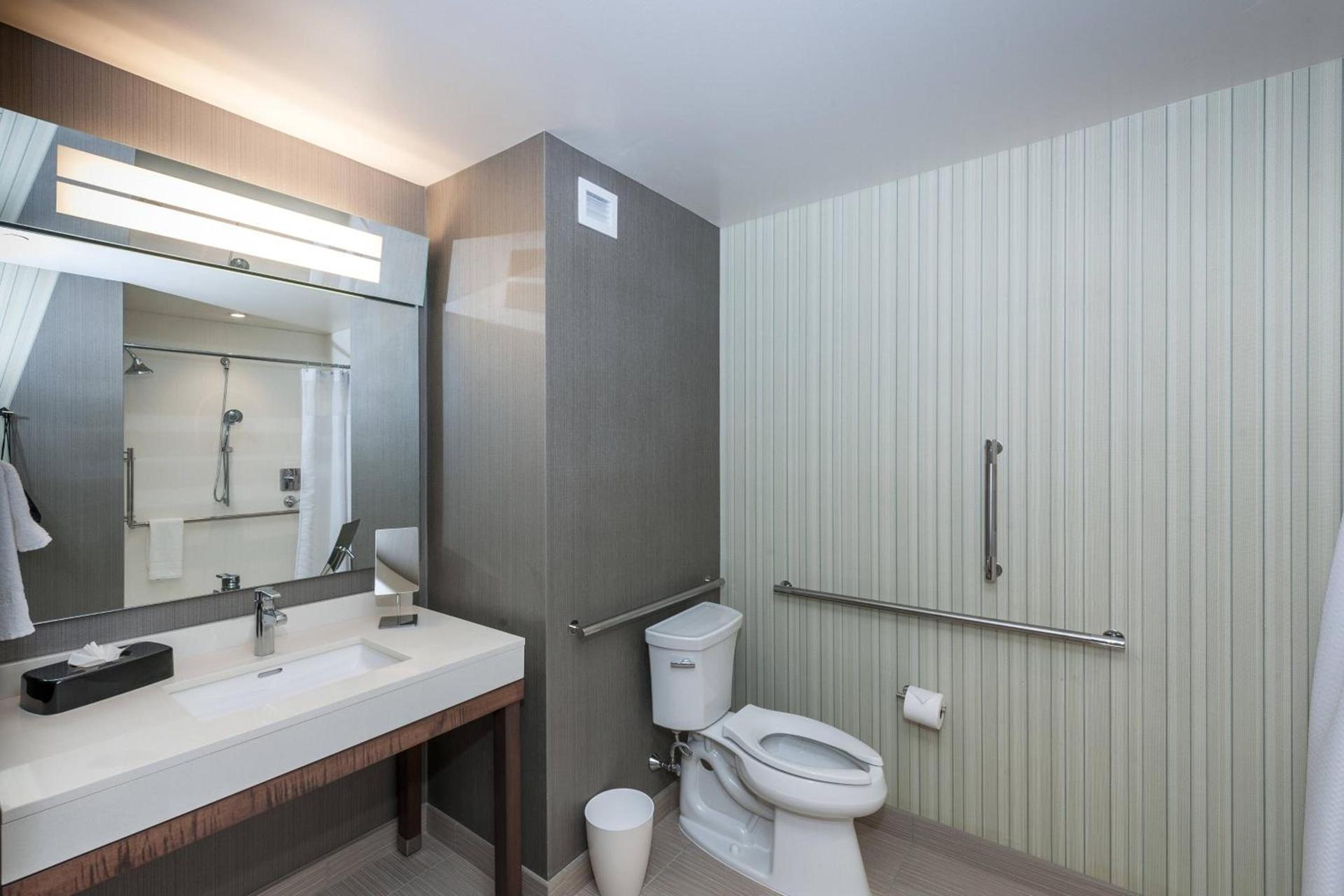 Courtyard by Marriott Boston Littleton photo 15