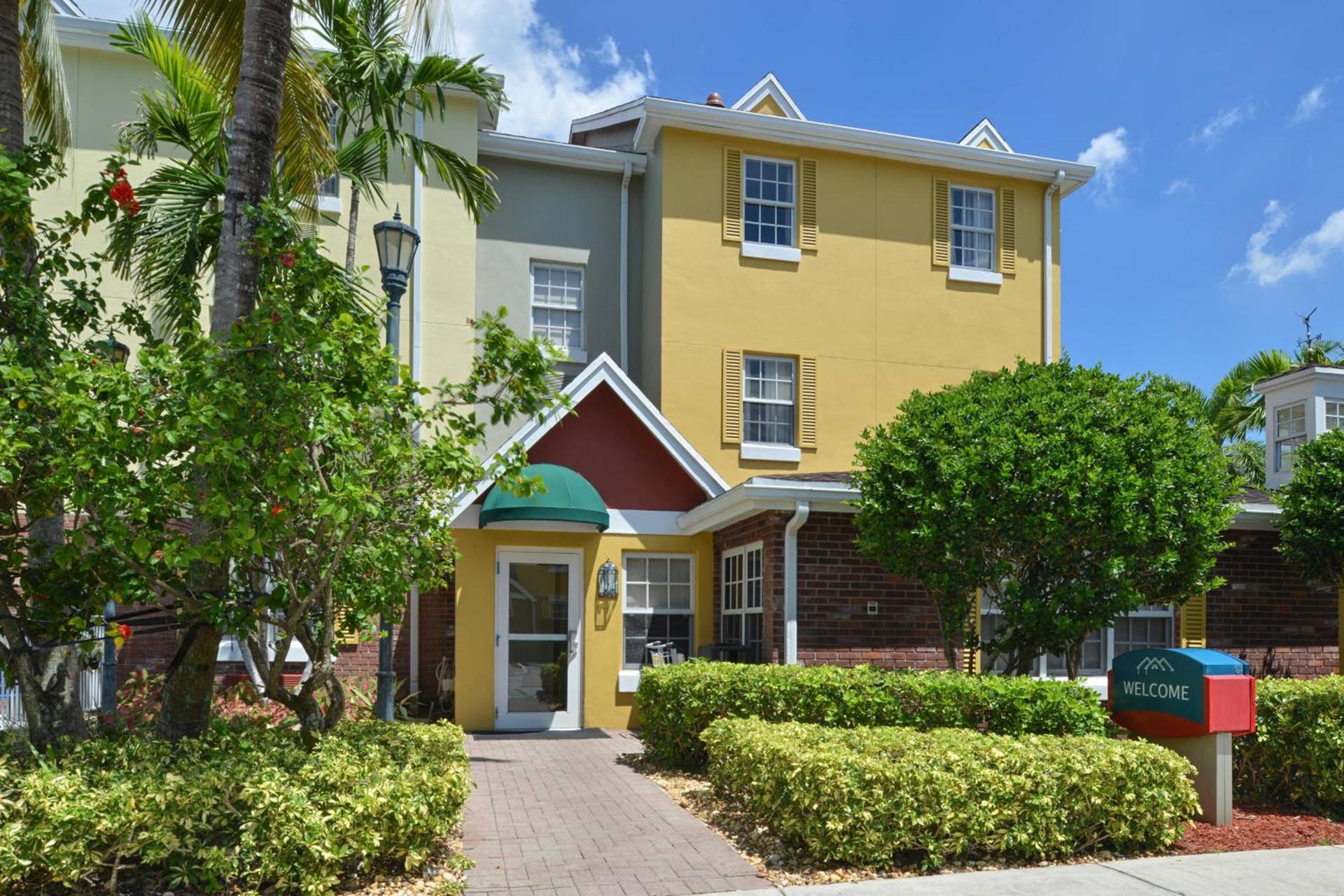 Candlewood Suites Miami Lakes by IHG photo 5