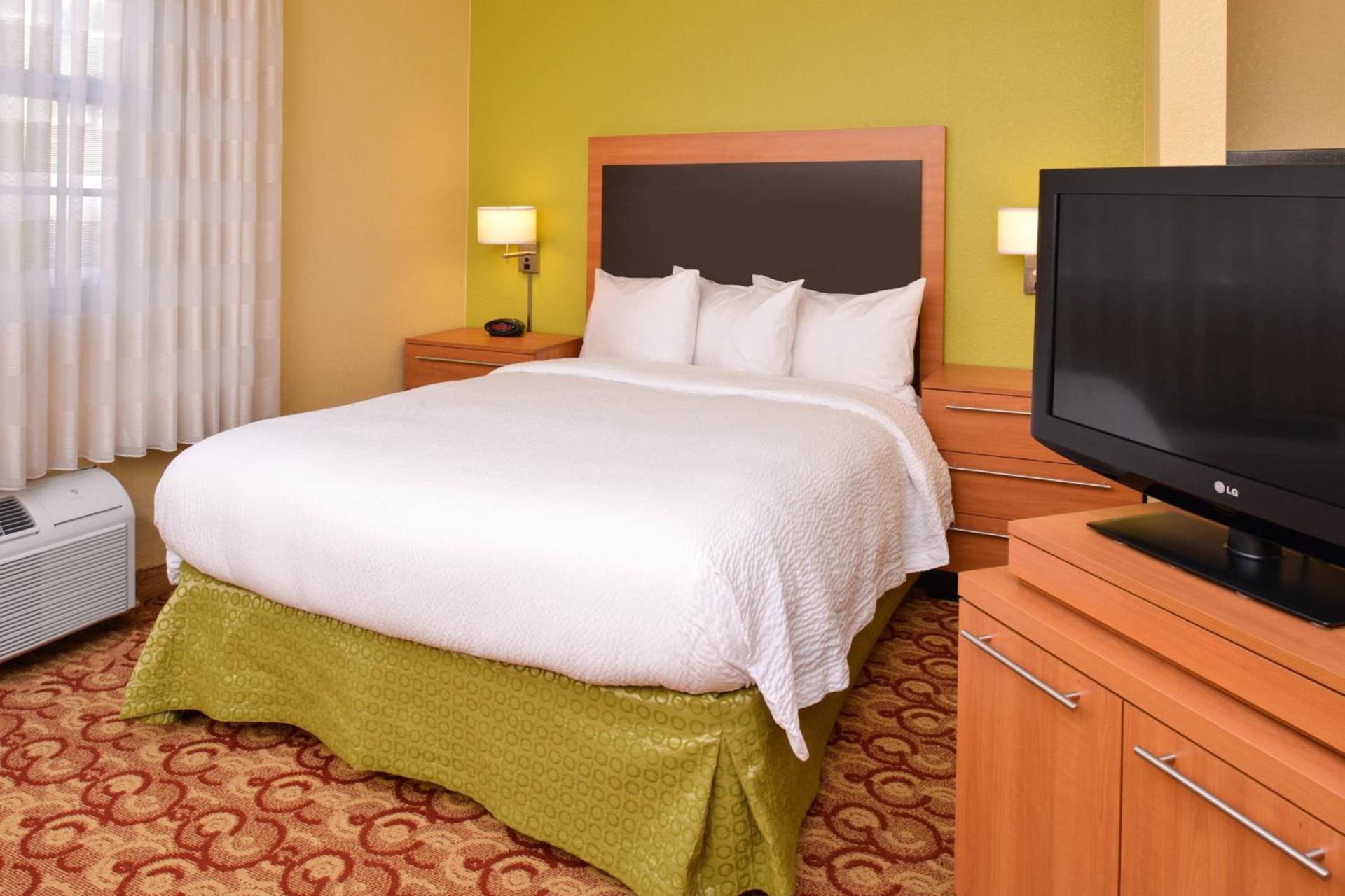 Candlewood Suites Miami Lakes by IHG photo 10