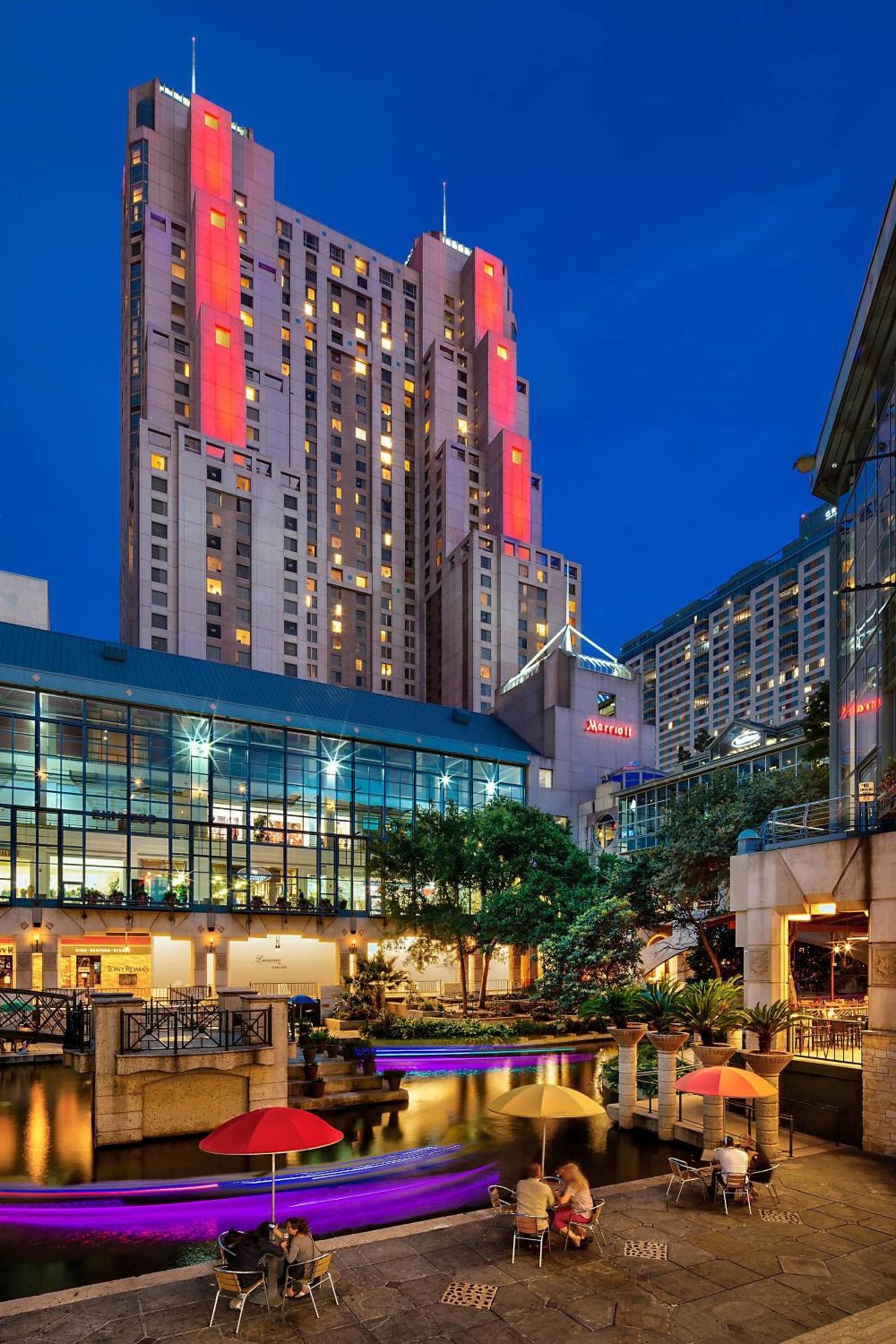 San Antonio Marriott Rivercenter on the River Walk photo 41