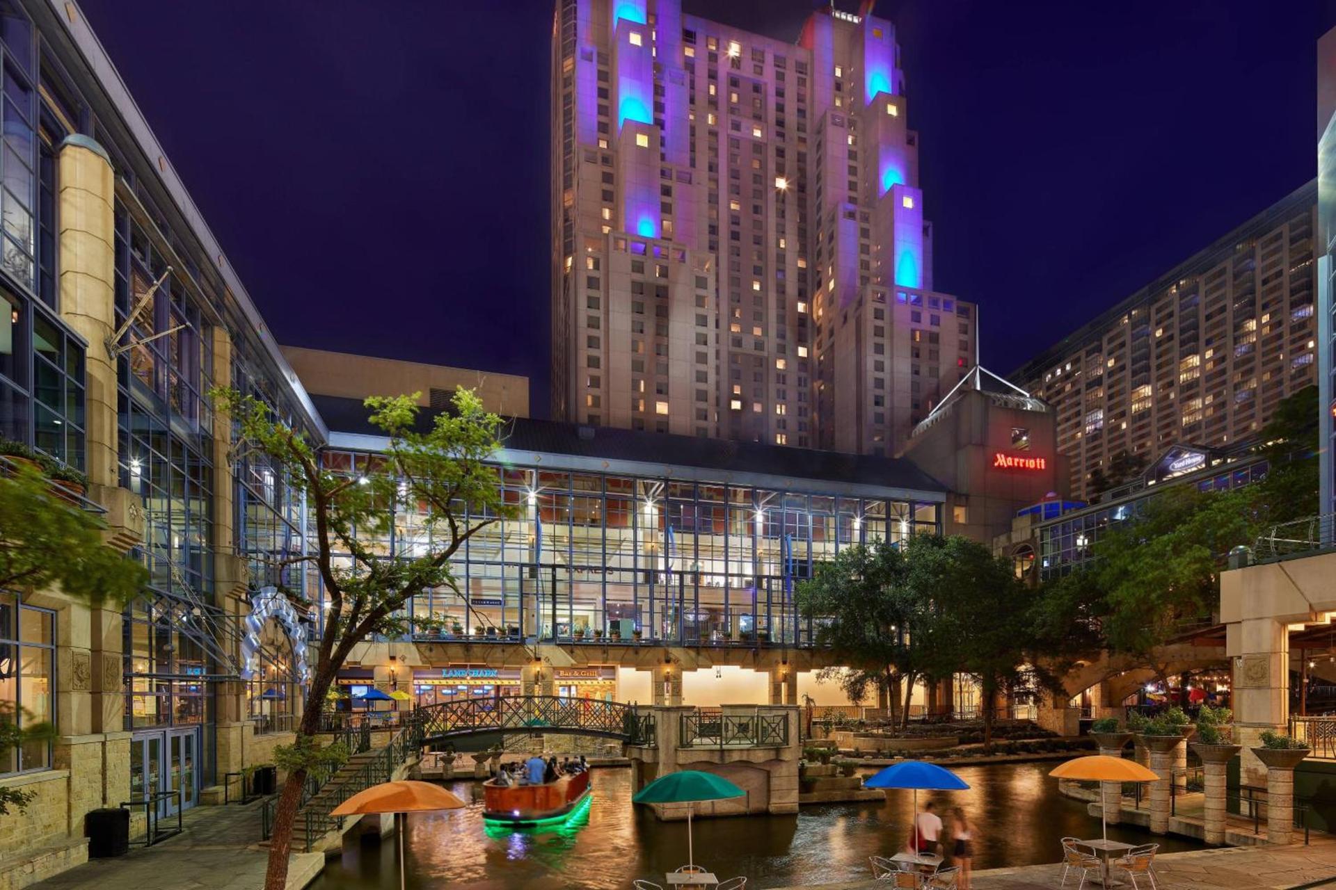 San Antonio Marriott Rivercenter on the River Walk photo 4